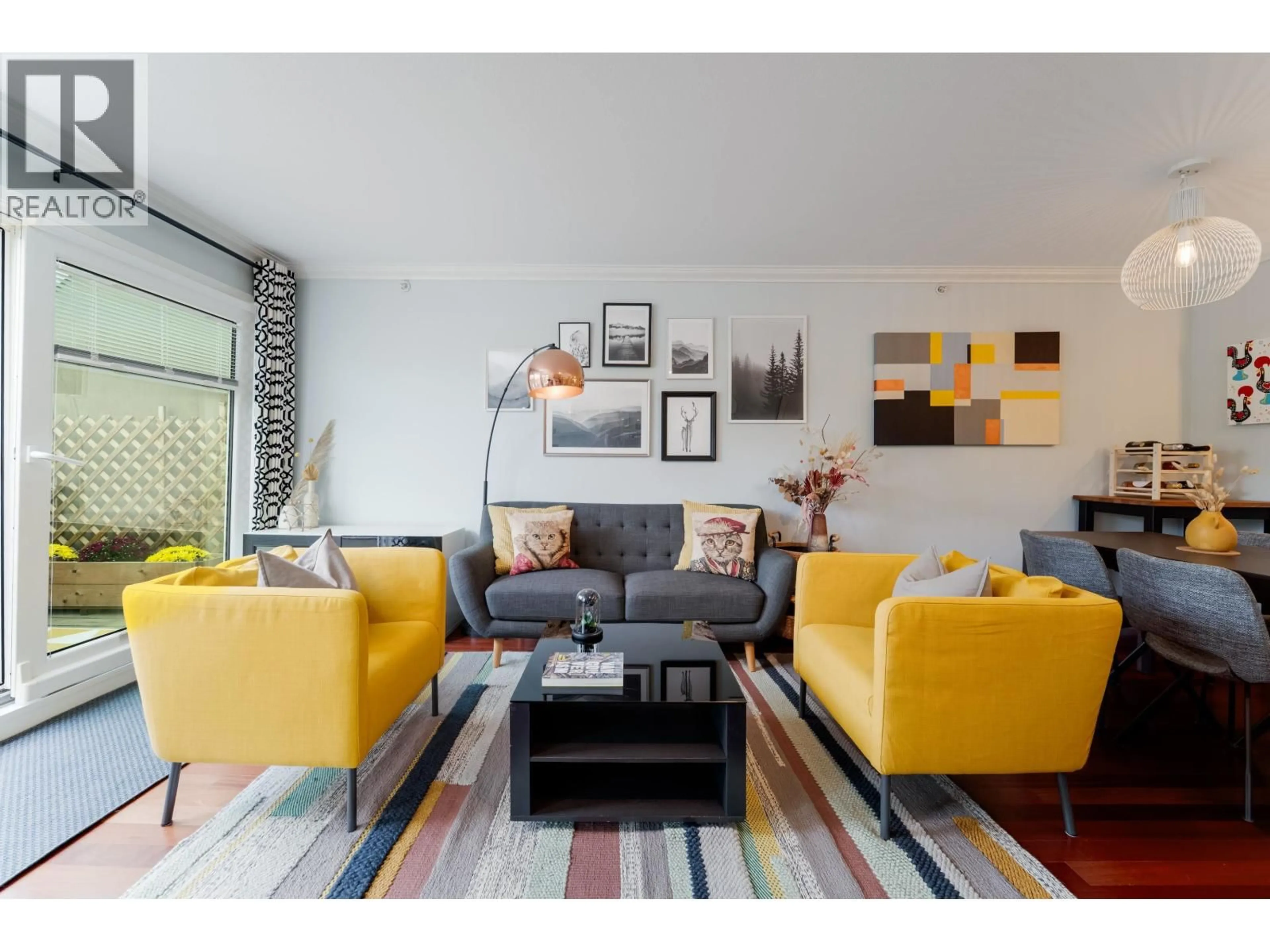 Living room with furniture, unknown for 404 - 2161 12TH AVENUE, Vancouver British Columbia V6K4S7