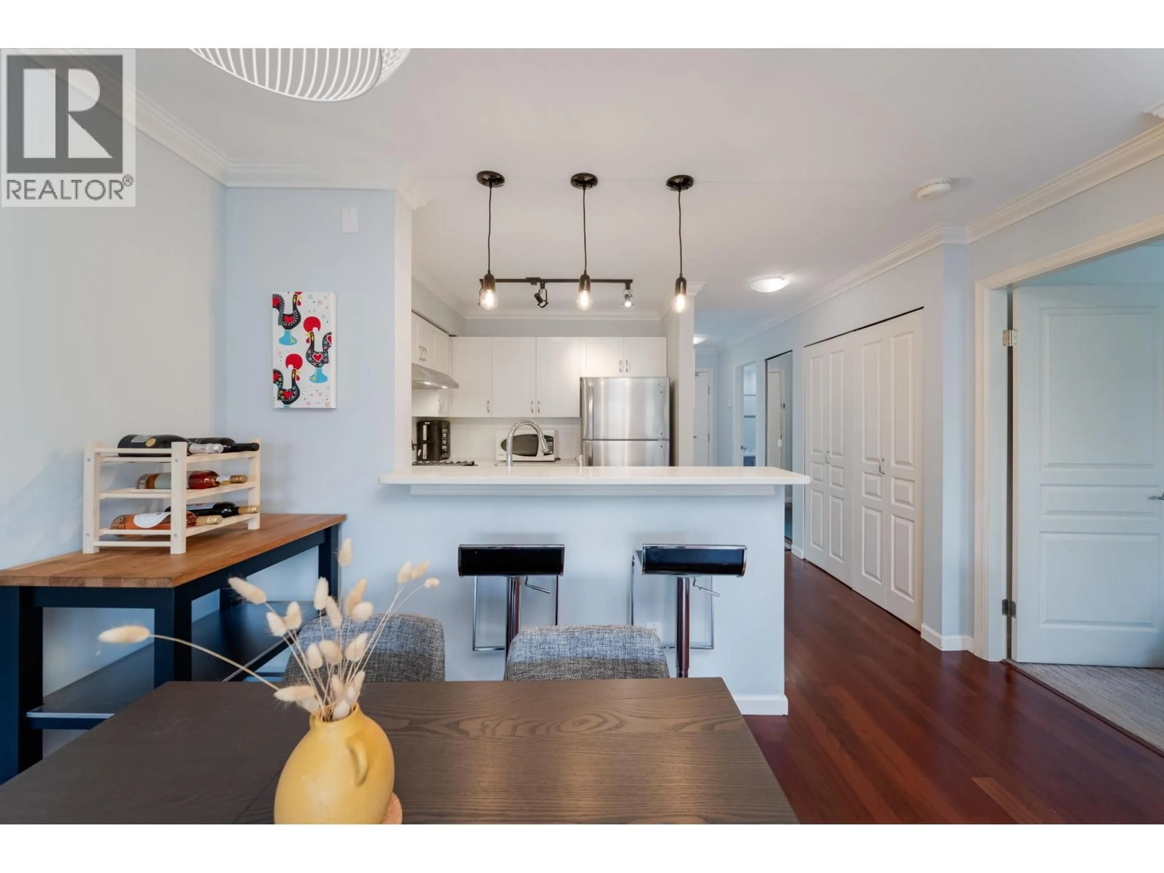 Open concept kitchen, unknown for 404 - 2161 12TH AVENUE, Vancouver British Columbia V6K4S7