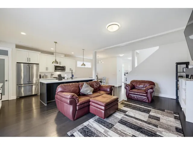 27047 35A AVENUE, Langley 5
