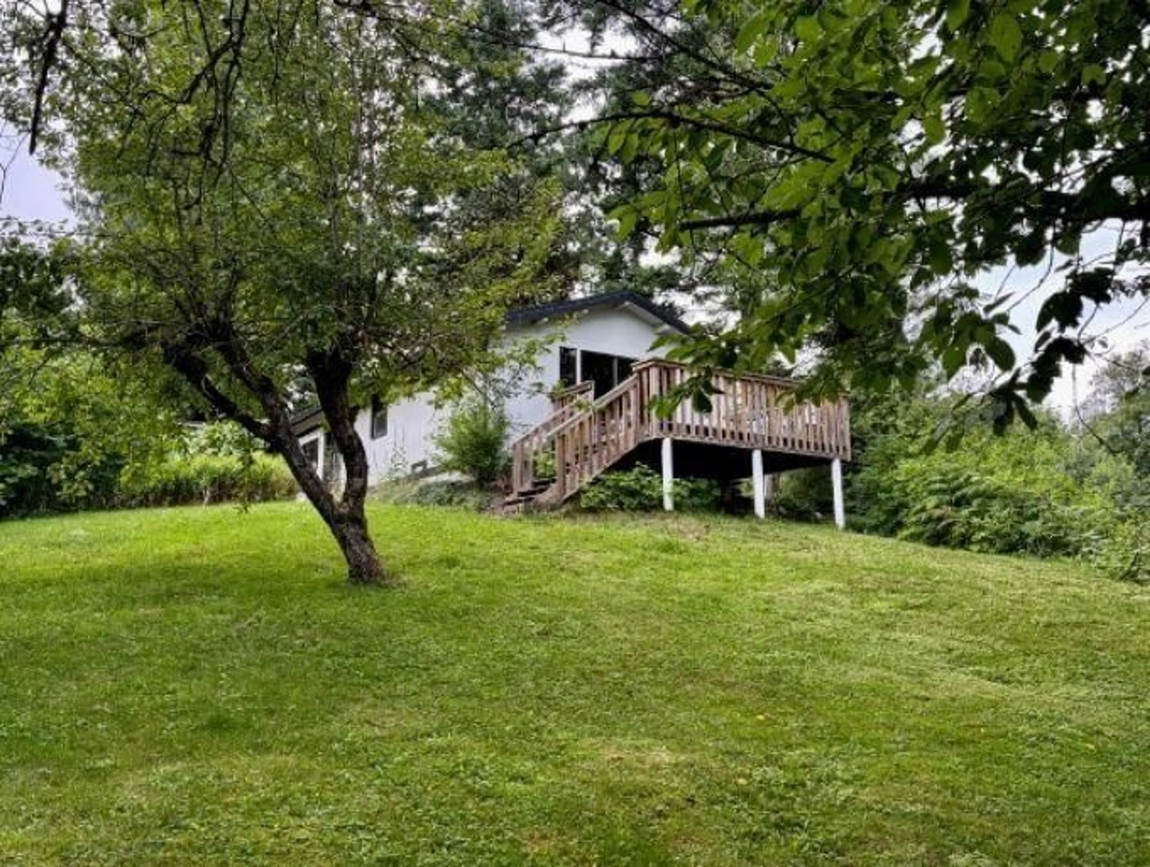 A pic from outside/outdoor area/front of a property/back of a property/a pic from drone, unknown for 37318 WARD ROAD, Abbotsford British Columbia V3G2K6
