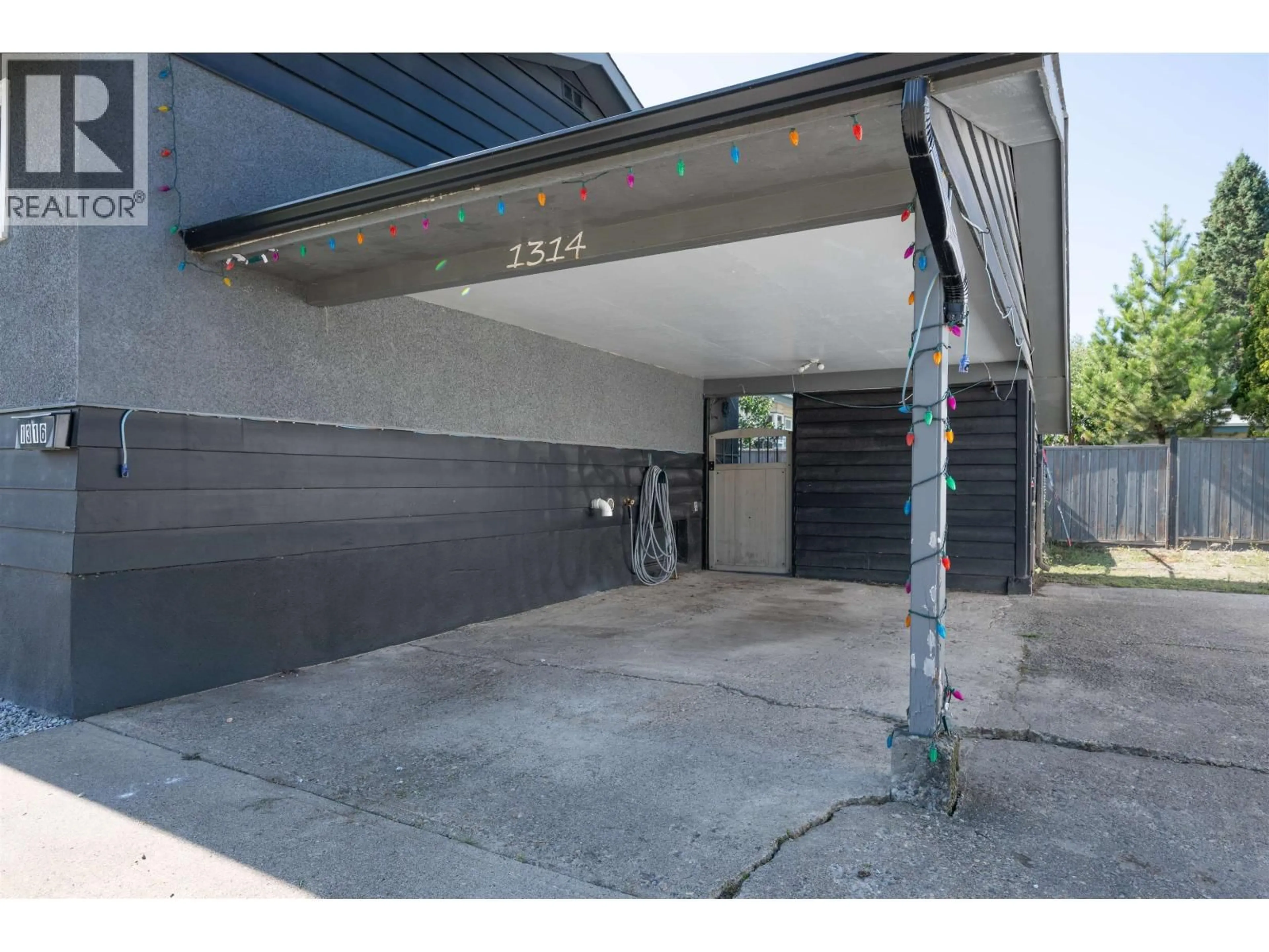 Indoor garage for 1314 PARSNIP CRESCENT, Prince George British Columbia V2M4C4
