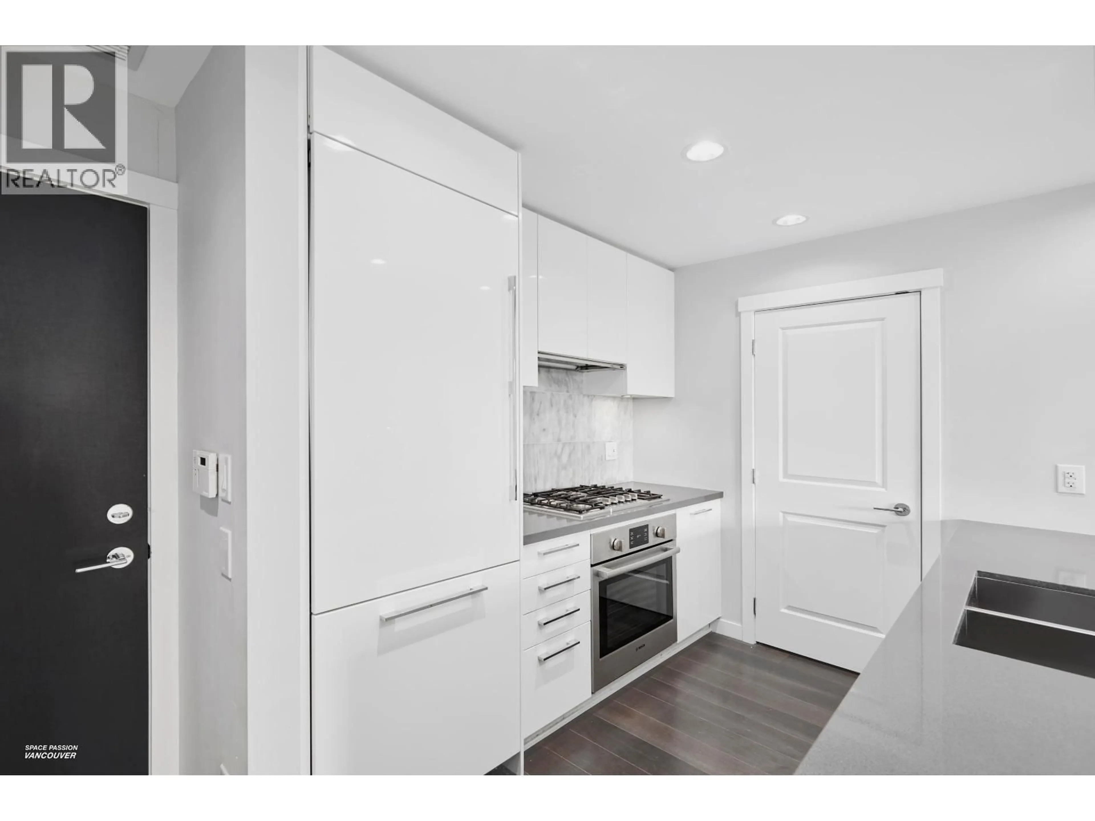 Standard kitchen, unknown for 203 - 5638 BIRNEY AVENUE, Vancouver British Columbia V6S0H8