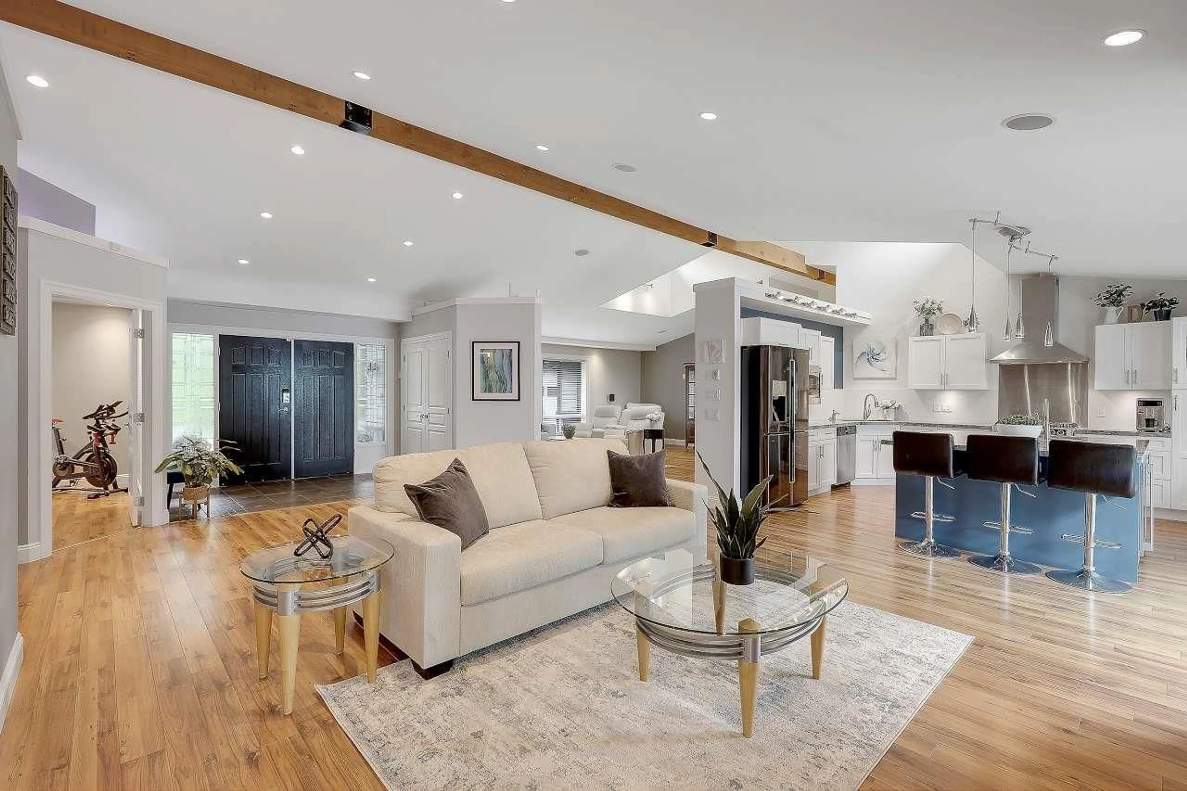 Living room with furniture, unknown for 4930 196 STREET, Langley British Columbia V3A1A3