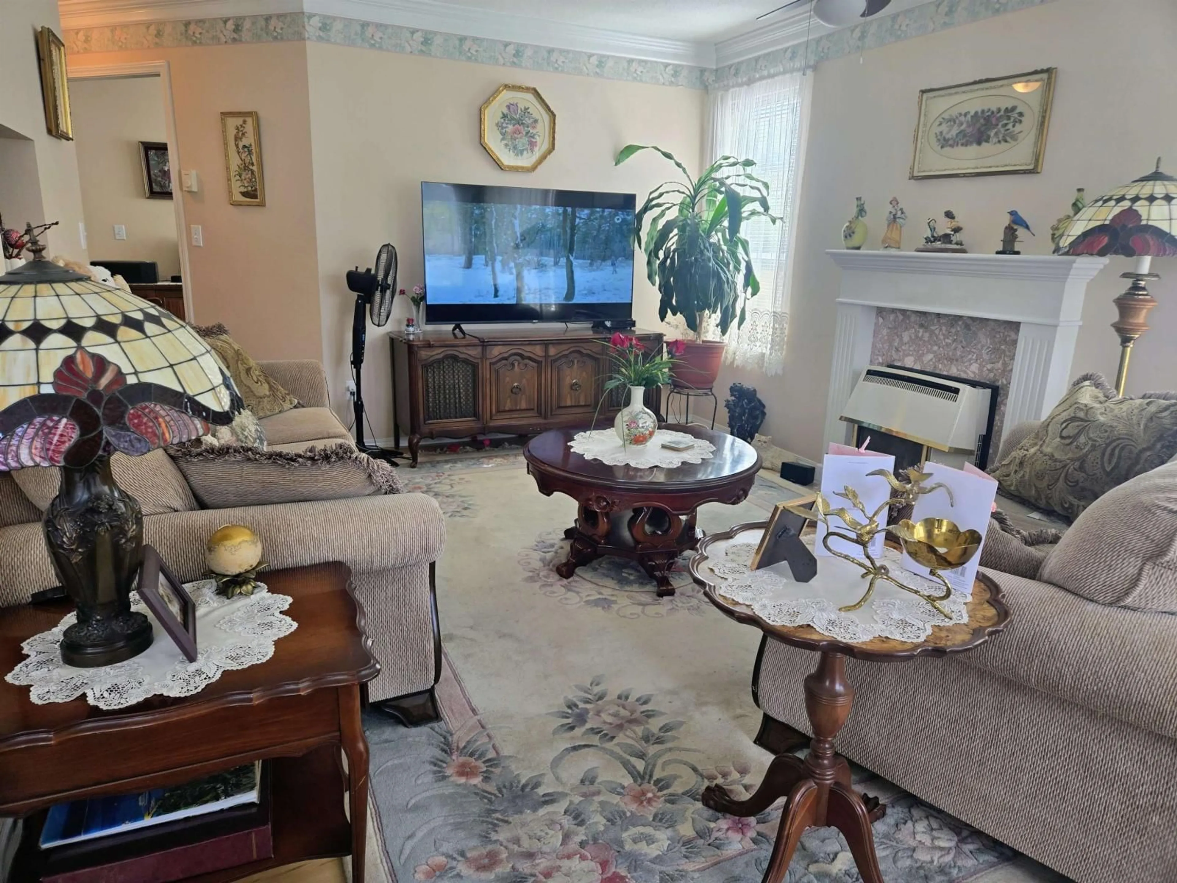 Living room with furniture, unknown for 102 - 9400 COOK STREET, Chilliwack British Columbia V2P4J6