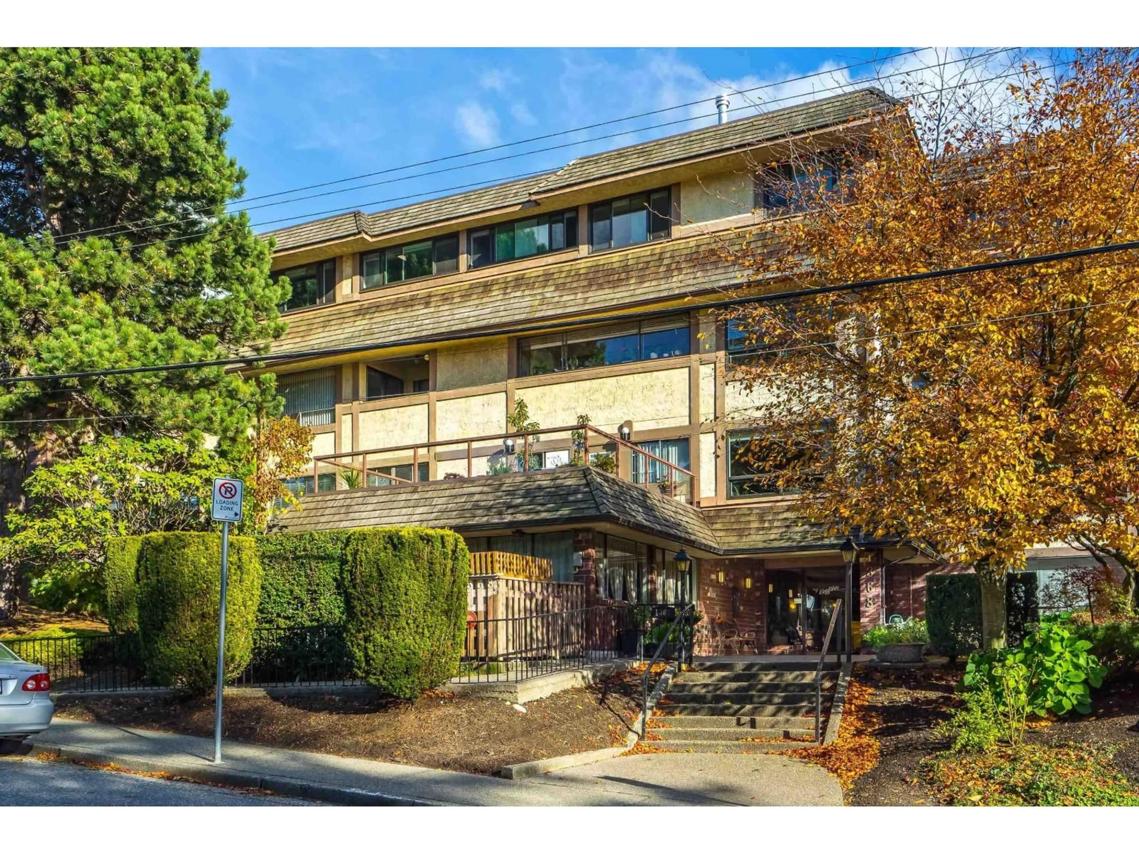 Patio, street for 102 - 1368 FOSTER STREET, White Rock British Columbia V4B3X4