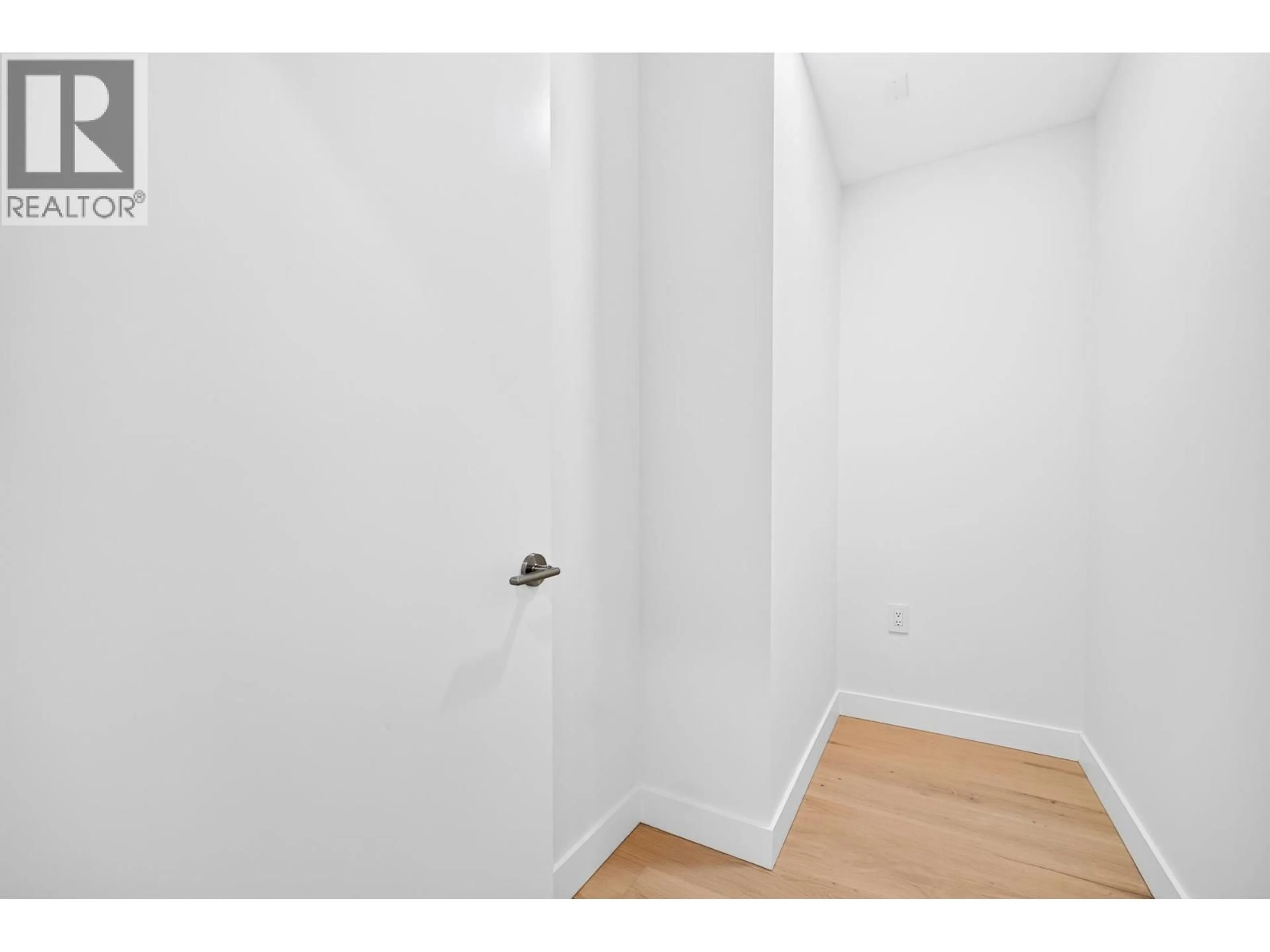 A pic of a room for 116 - 5212 CAMBIE STREET, Vancouver British Columbia V5Z2Z7