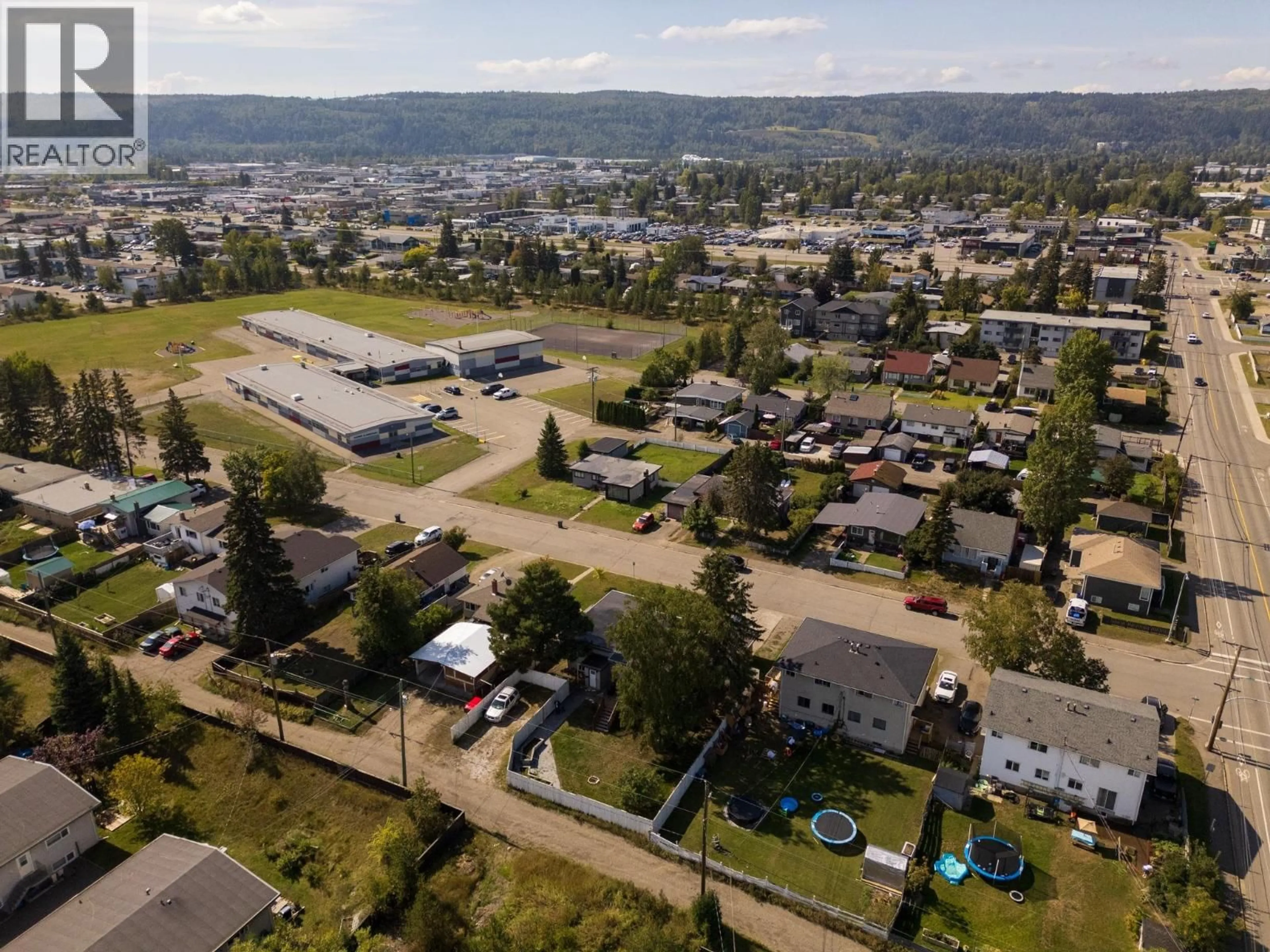 A pic from outside/outdoor area/front of a property/back of a property/a pic from drone, mountain view for 1054 HARPER STREET, Prince George British Columbia V2M2W9