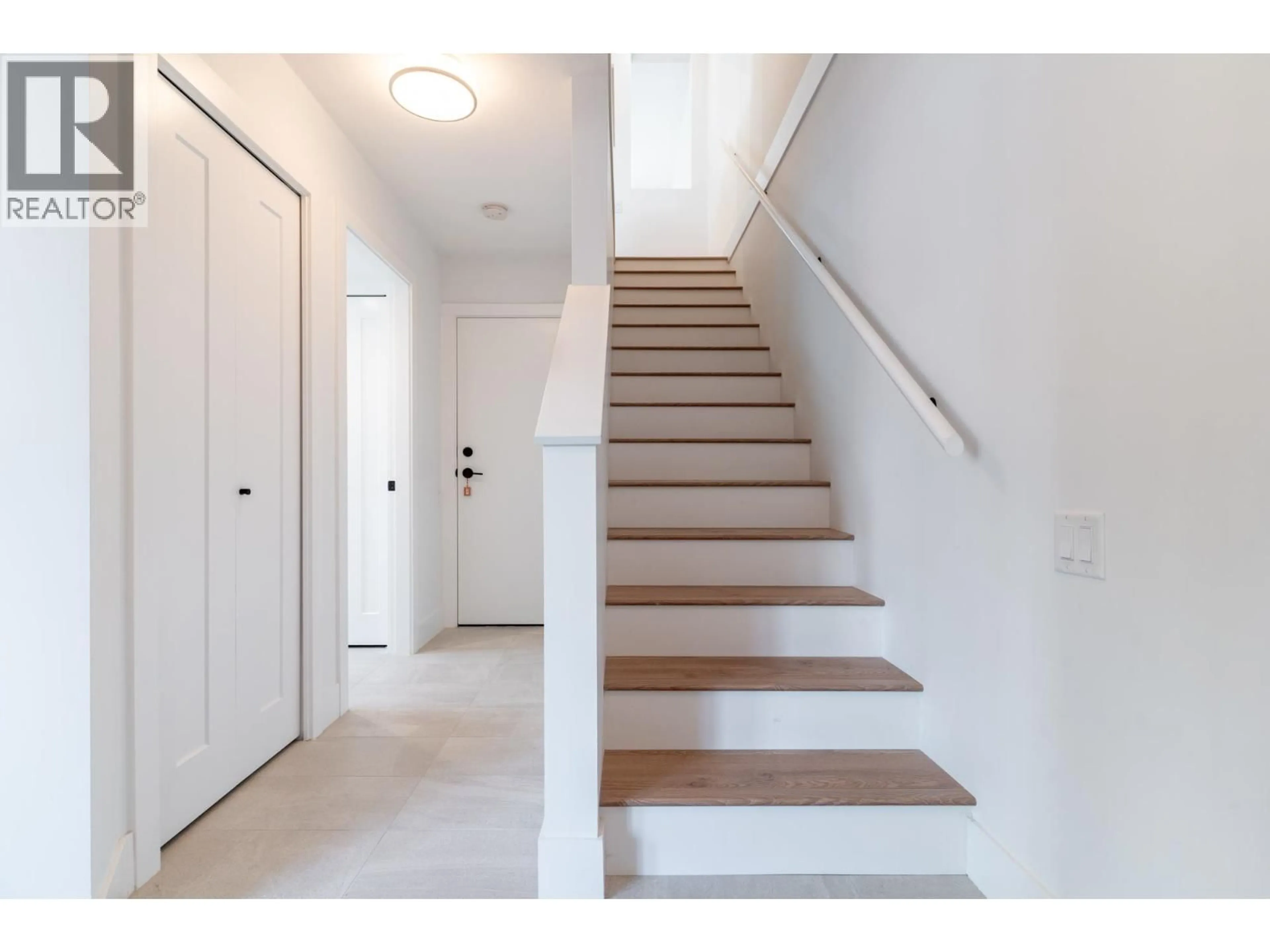 Unknown for 42 - 4656 ORCA WAY, Tsawwassen British Columbia V4M4G4