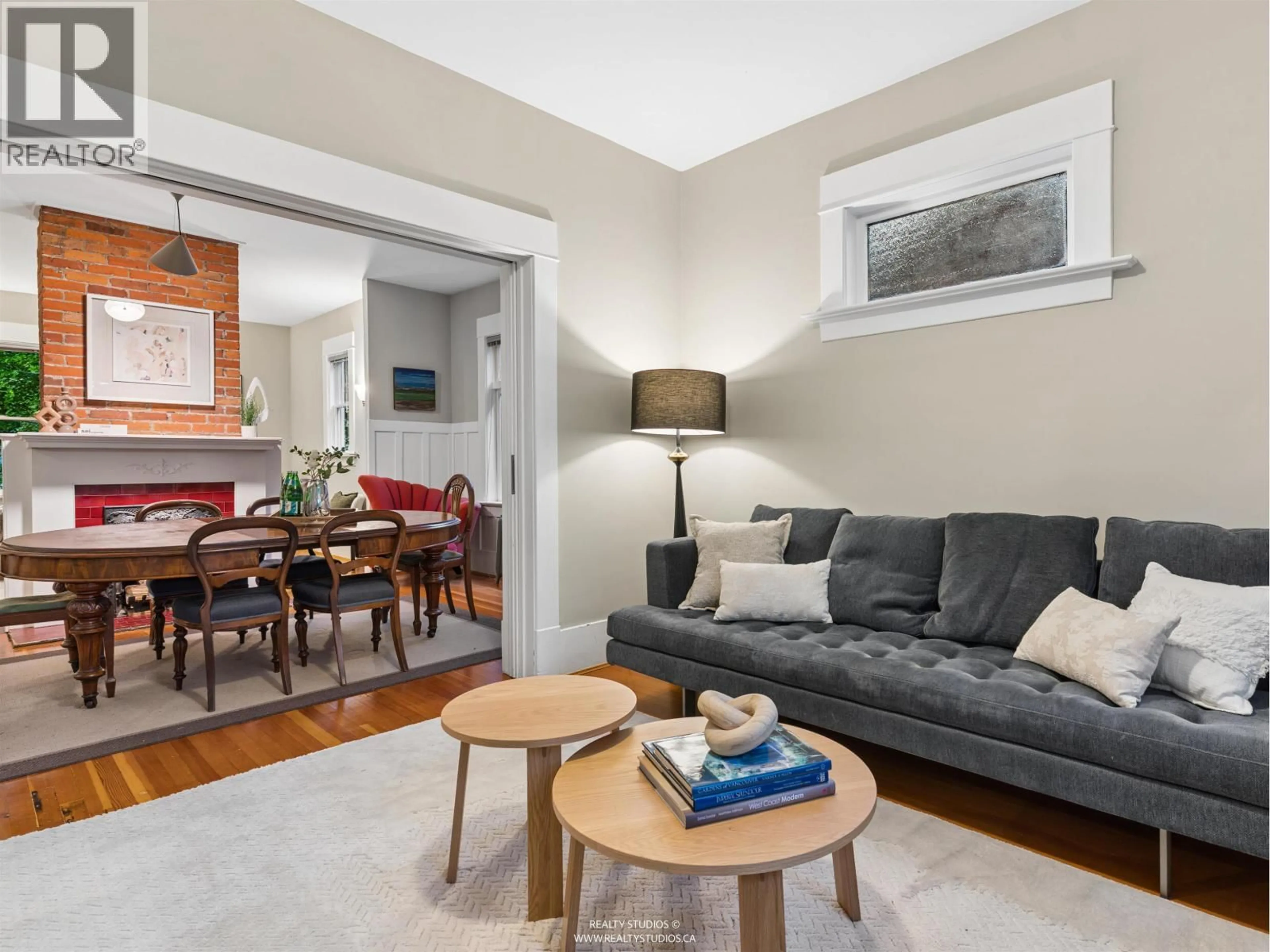 Living room with furniture, unknown for 559 18TH AVENUE, Vancouver British Columbia V5Z1V7