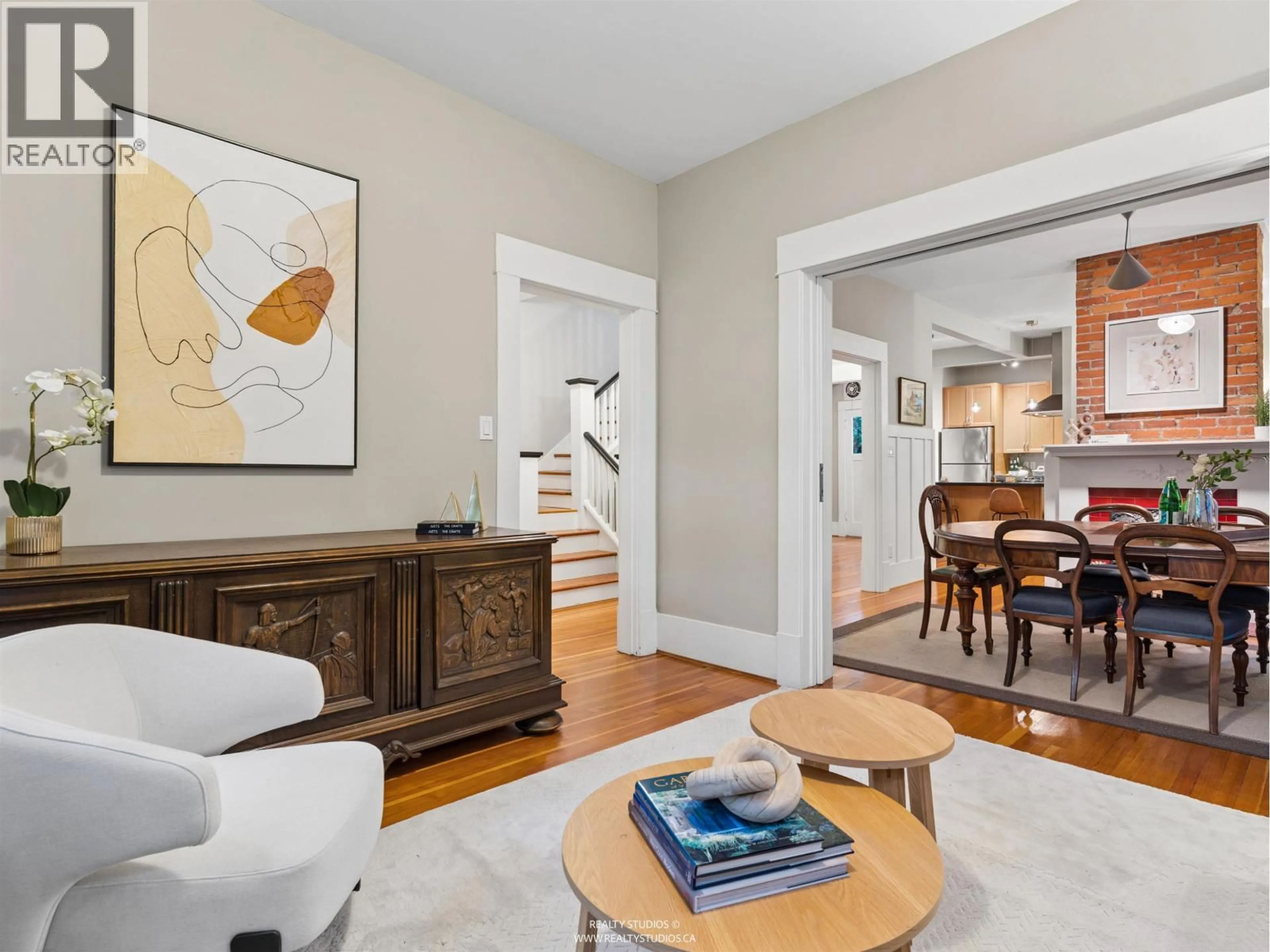 Living room with furniture, unknown for 559 18TH AVENUE, Vancouver British Columbia V5Z1V7
