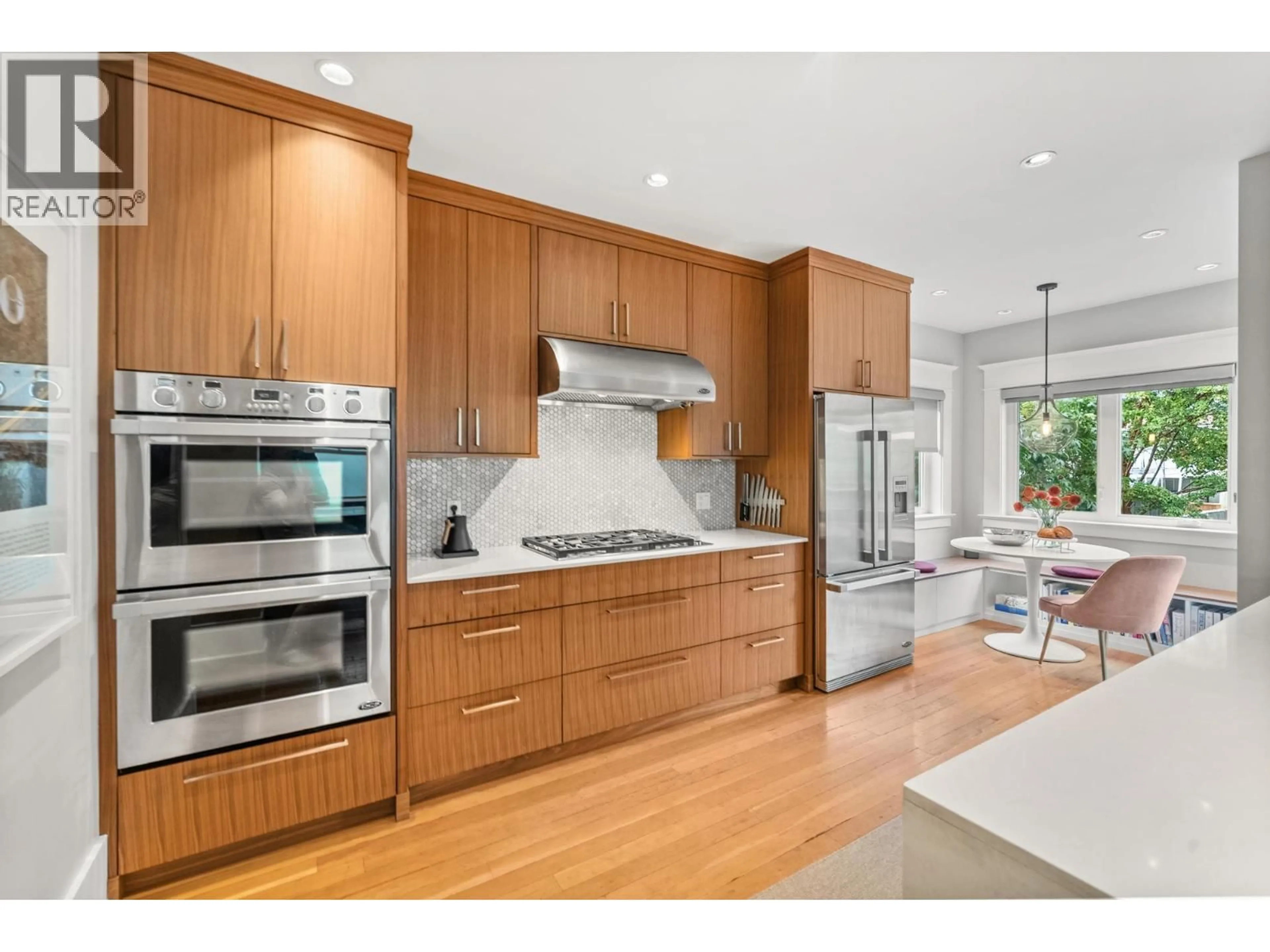 Open concept kitchen, unknown for 739 24TH AVENUE, Vancouver British Columbia V5V2A6