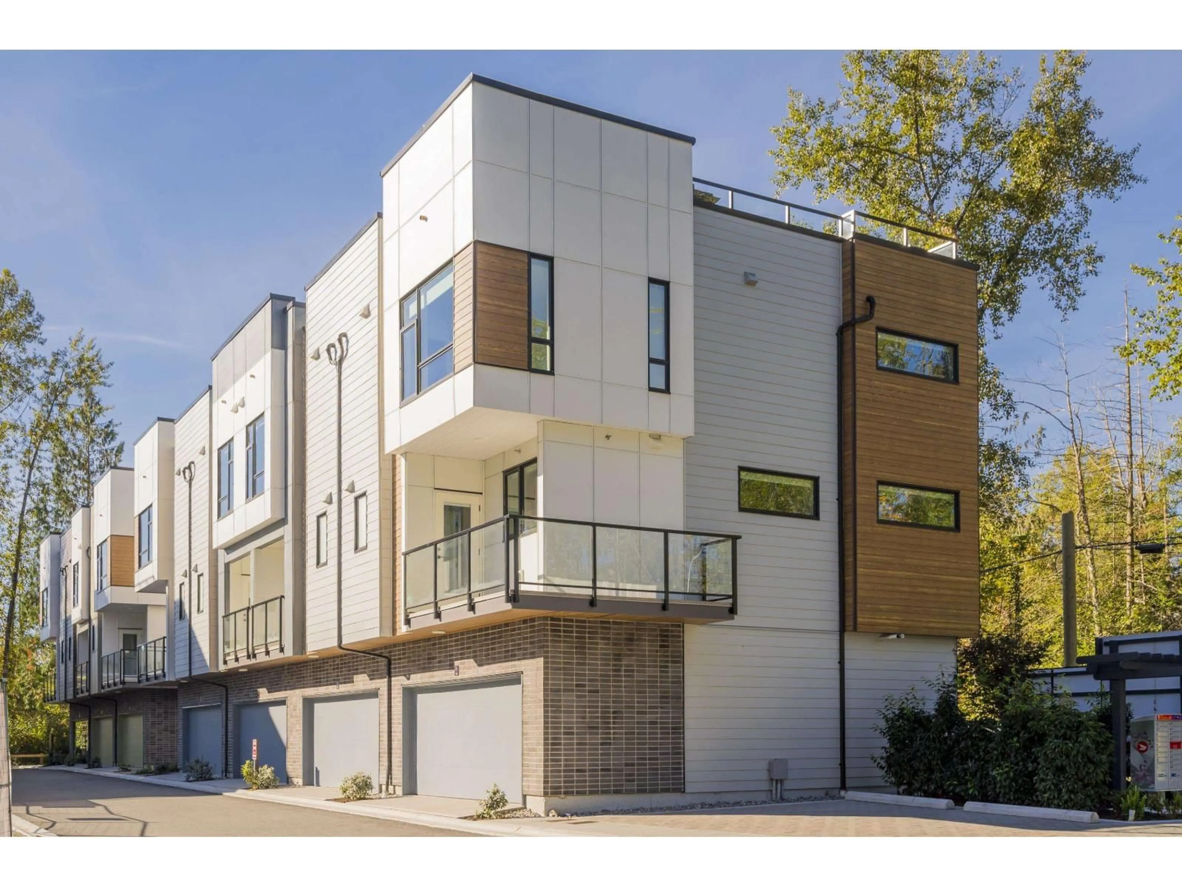 Home with vinyl exterior material, street for 11 - 7946 204 STREET, Langley British Columbia V2Y4M9