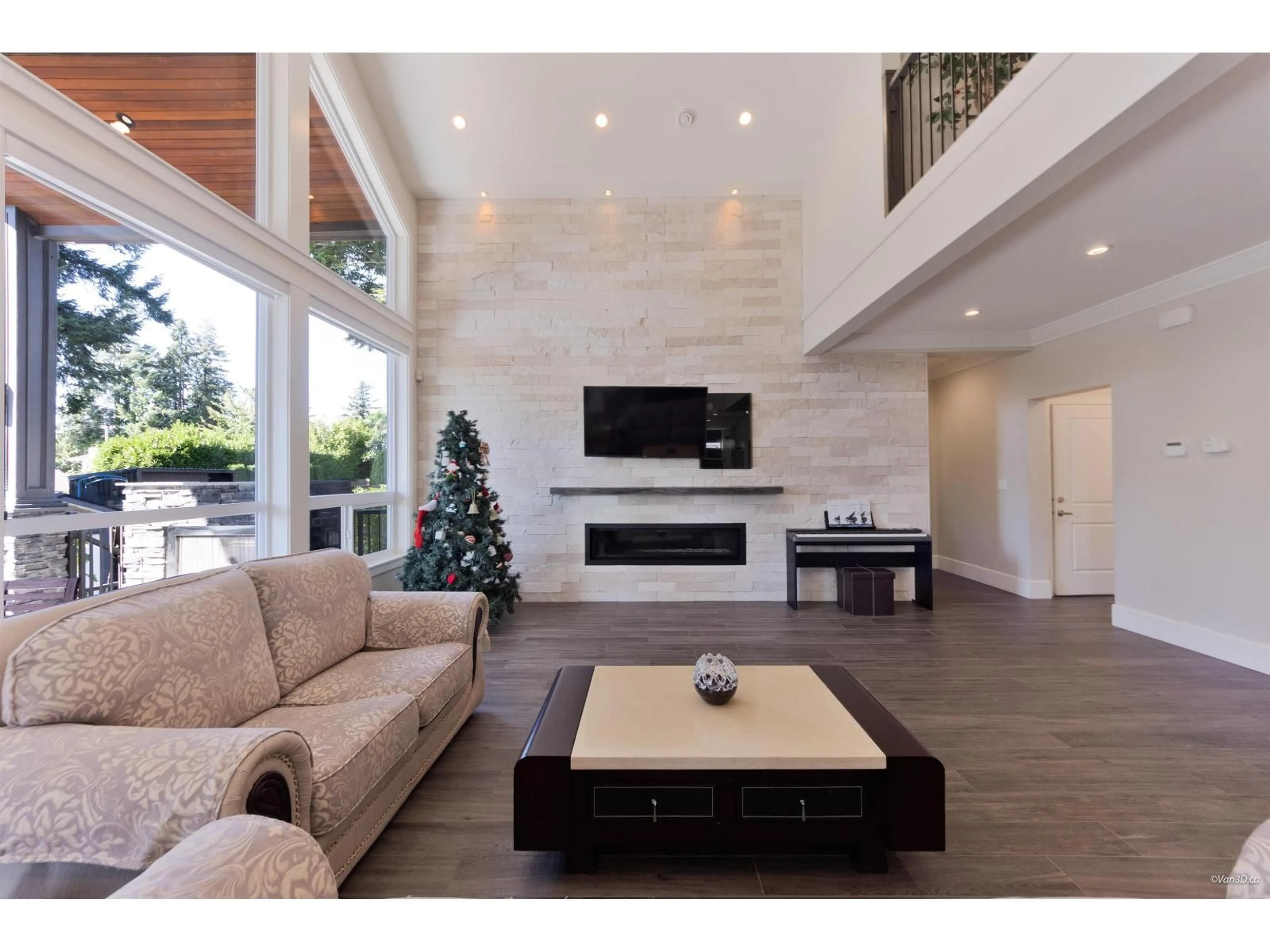 Living room with furniture, unknown for 7823 GARFIELD DRIVE, Delta British Columbia V4C4C9