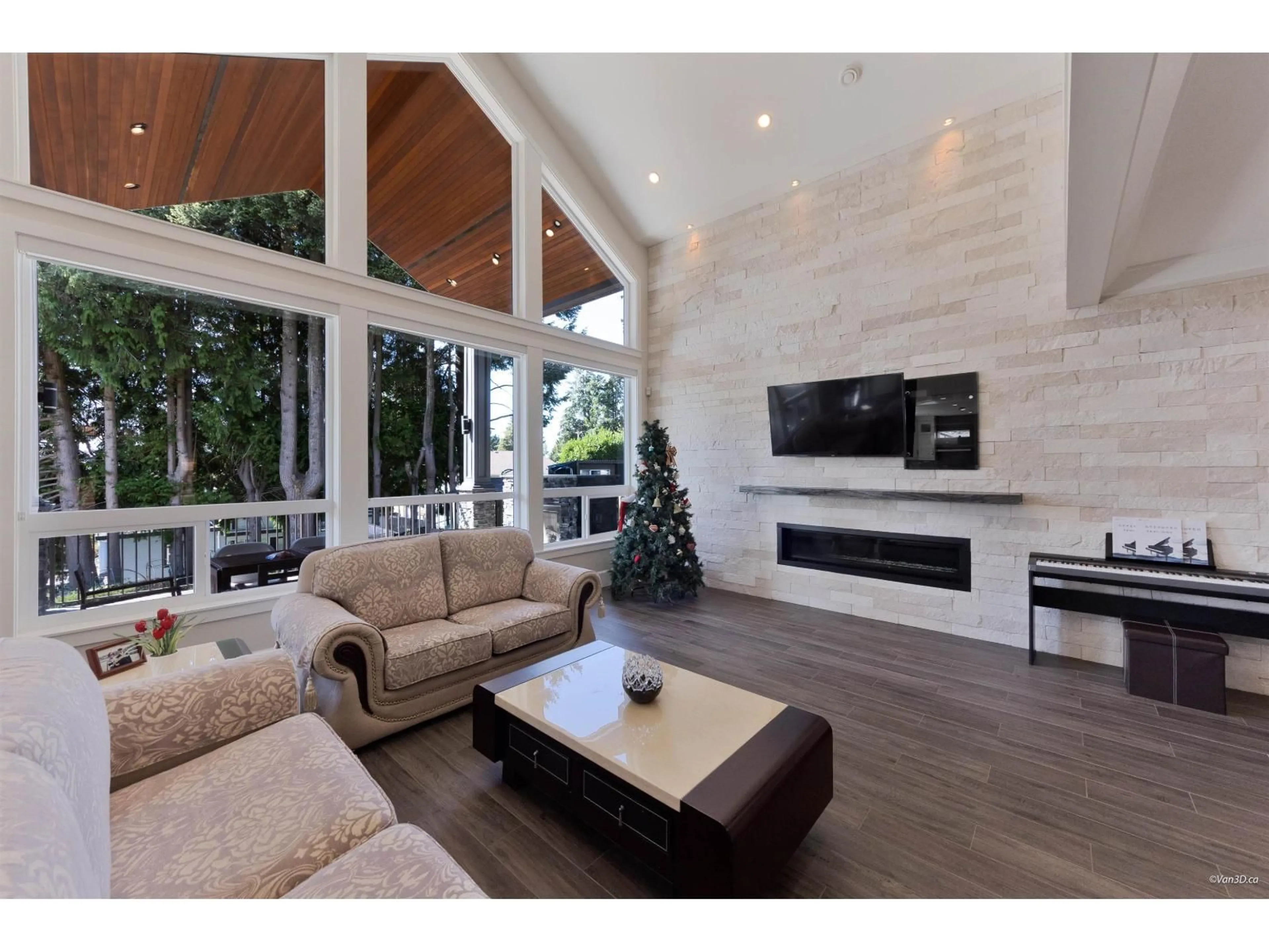 Living room with furniture, unknown for 7823 GARFIELD DRIVE, Delta British Columbia V4C4C9