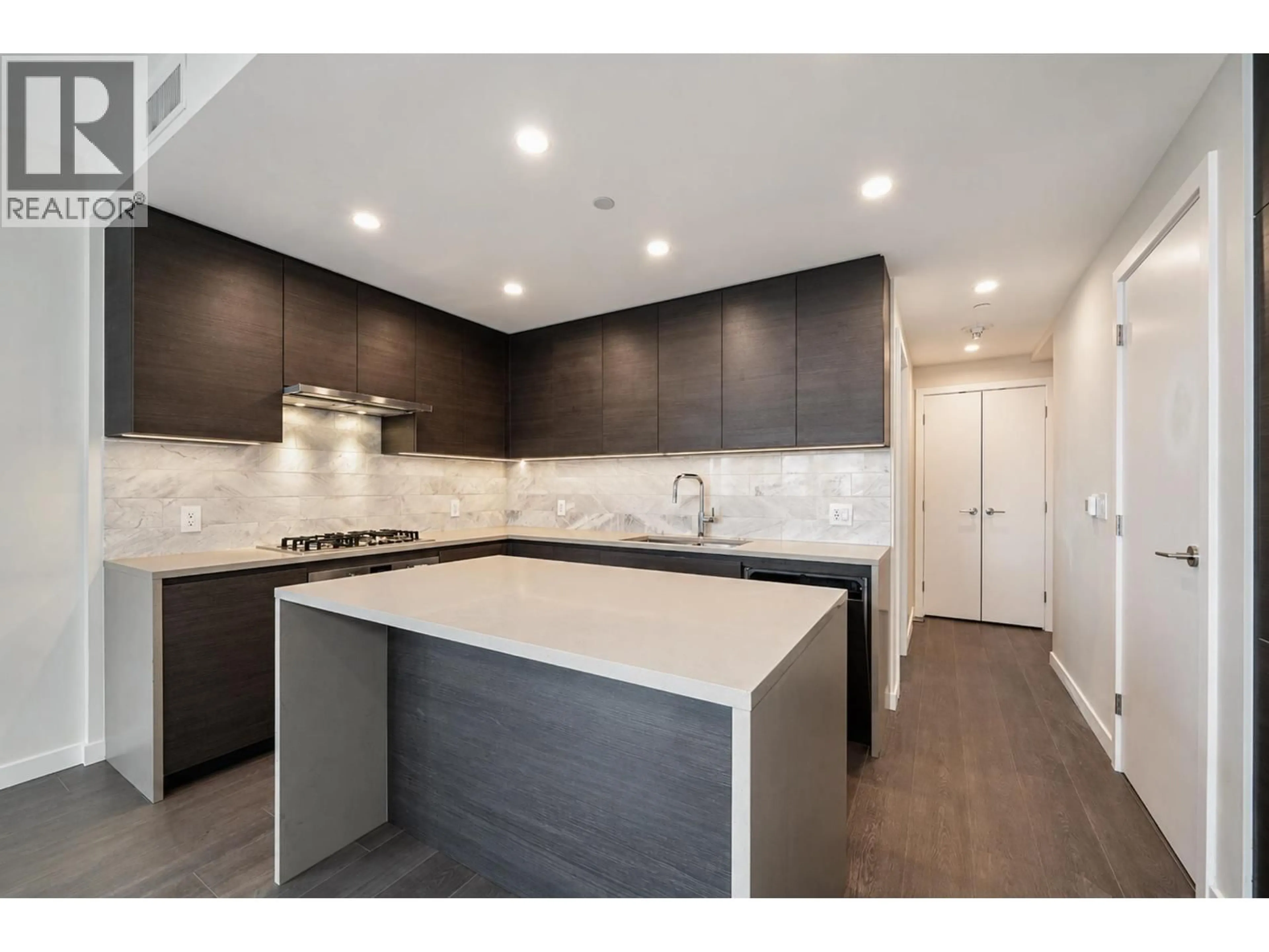 Open concept kitchen, unknown for 2811 - 2108 GILMORE AVENUE, Burnaby British Columbia V6P0G7