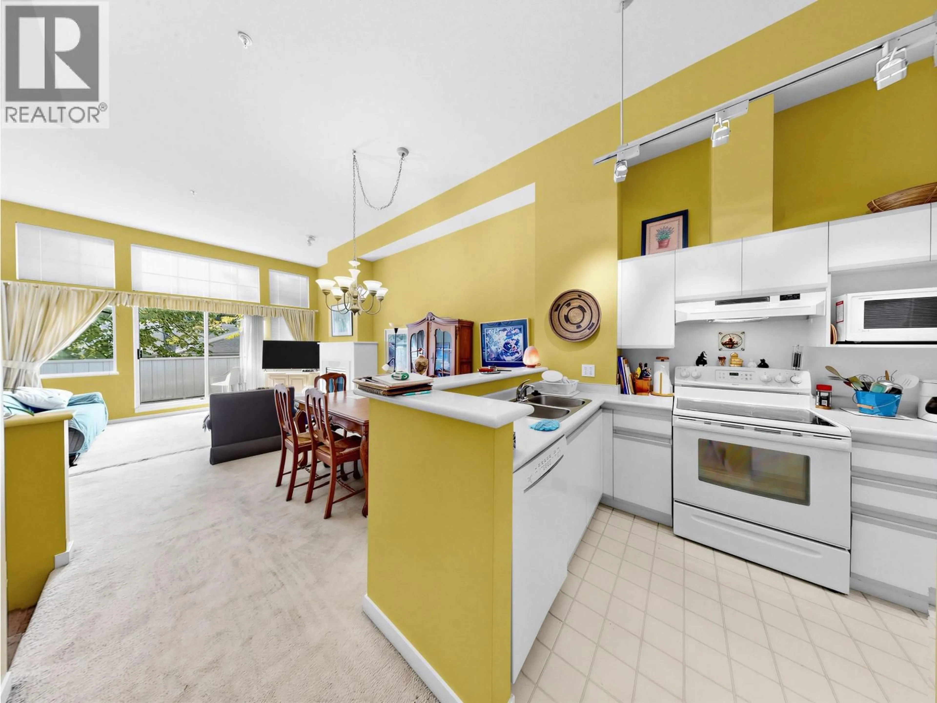Open concept kitchen, ceramic/tile floor for 4 - 3592 WHITNEY PLACE, Vancouver British Columbia V5S4T2