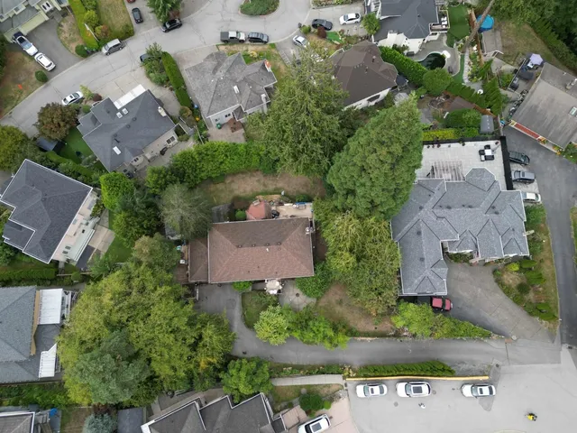 9947 116A STREET, Surrey 5