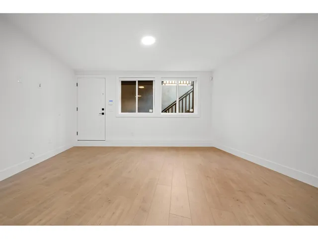 16615 102 AVENUE, Surrey 5