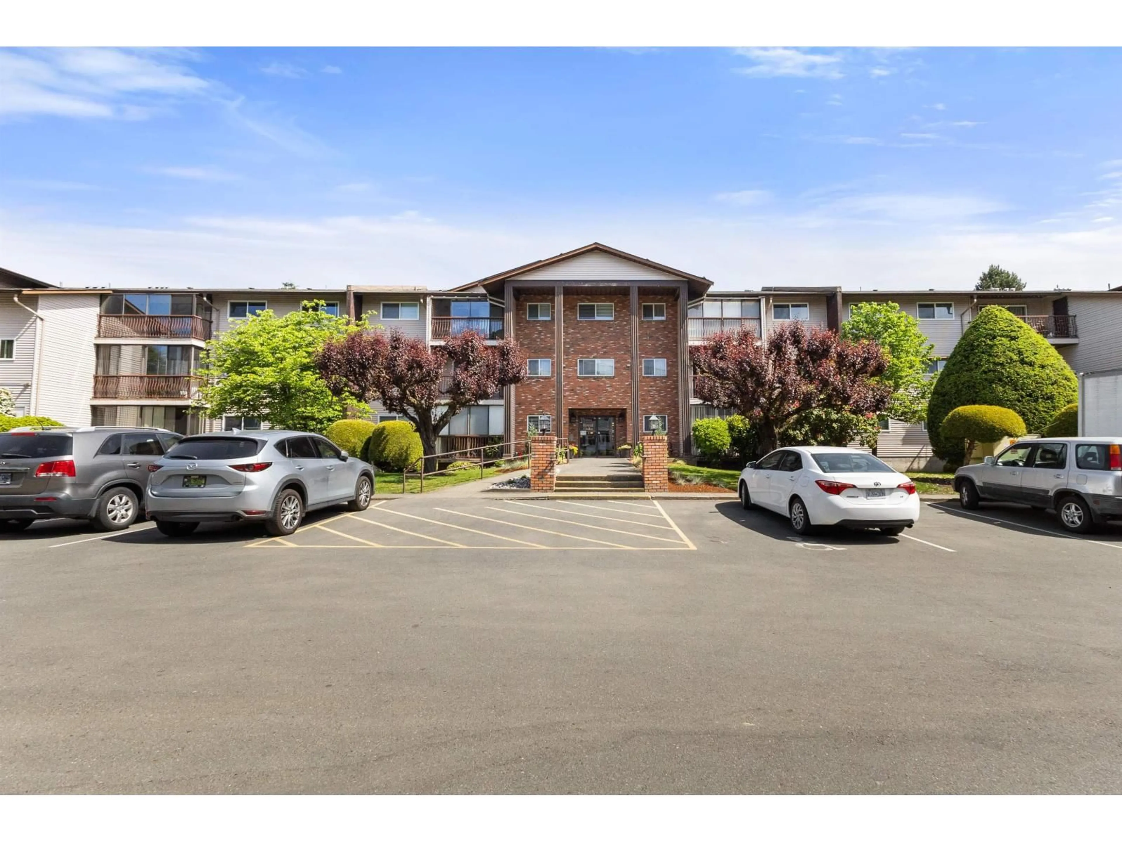 Unknown for 102 - 32910 AMICUS PLACE, Abbotsford British Columbia V2S6G9