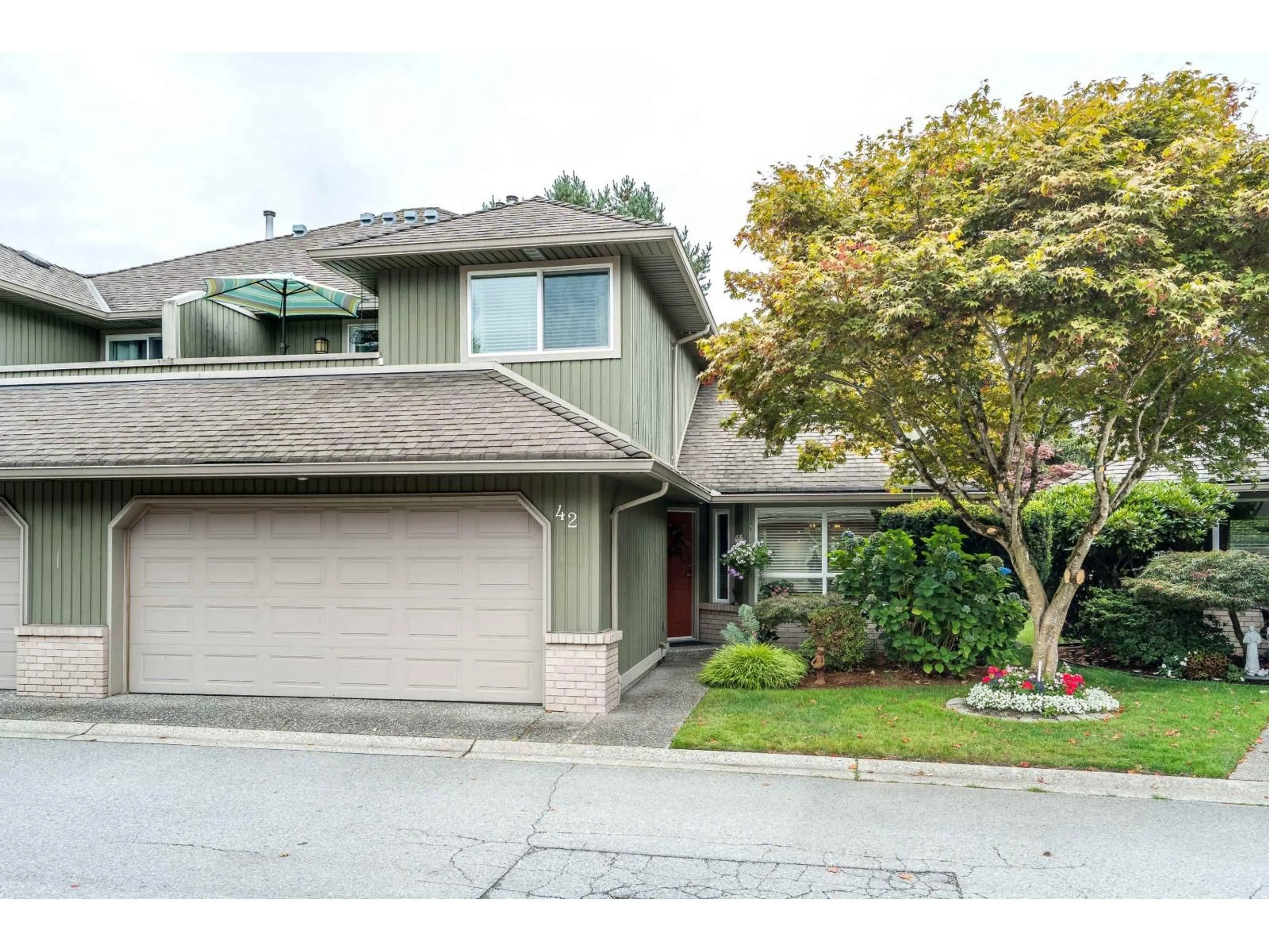 Home with vinyl exterior material, street for 42 - 8560 162 STREET, Surrey British Columbia V4N1B4