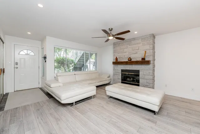 129 - 7837 120A STREET, Surrey 5