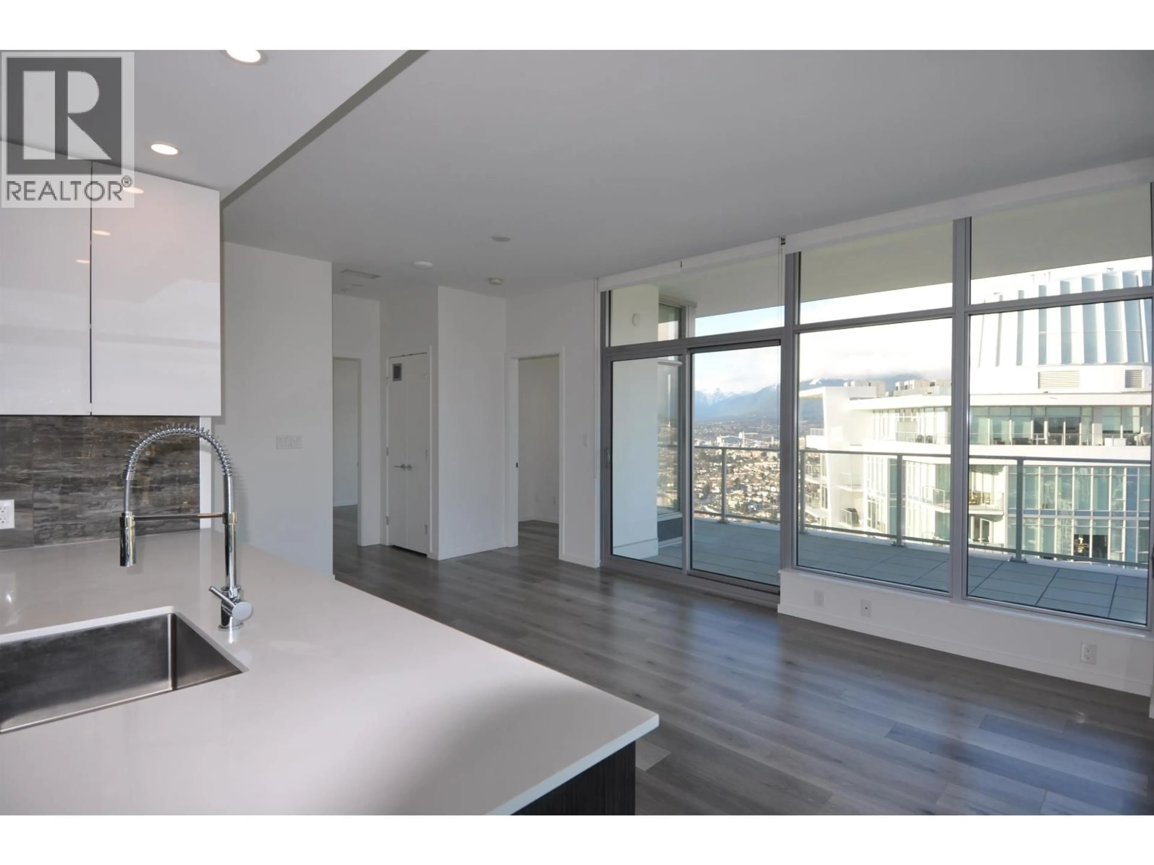 A pic of a room for 4401 - 1888 GILMORE AVENUE, Burnaby British Columbia V5C0L2