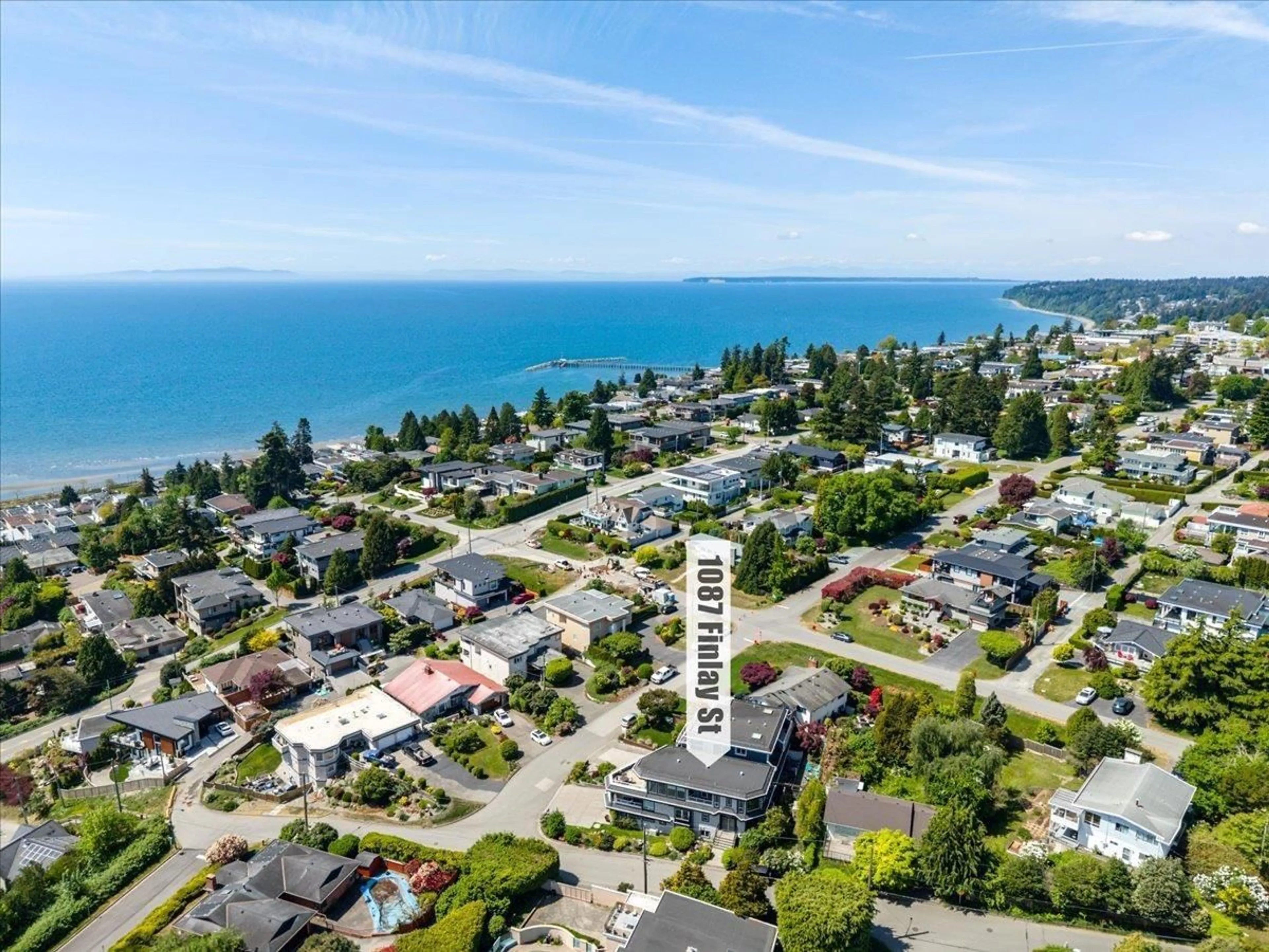 A pic from outside/outdoor area/front of a property/back of a property/a pic from drone, water/lake/river/ocean view for 1087 FINLAY STREET, White Rock British Columbia V4B4K7