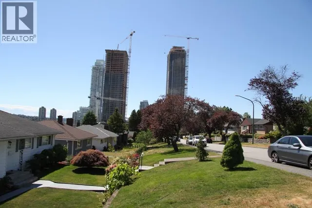4772 RIDGELAWN DRIVE, Burnaby 2
