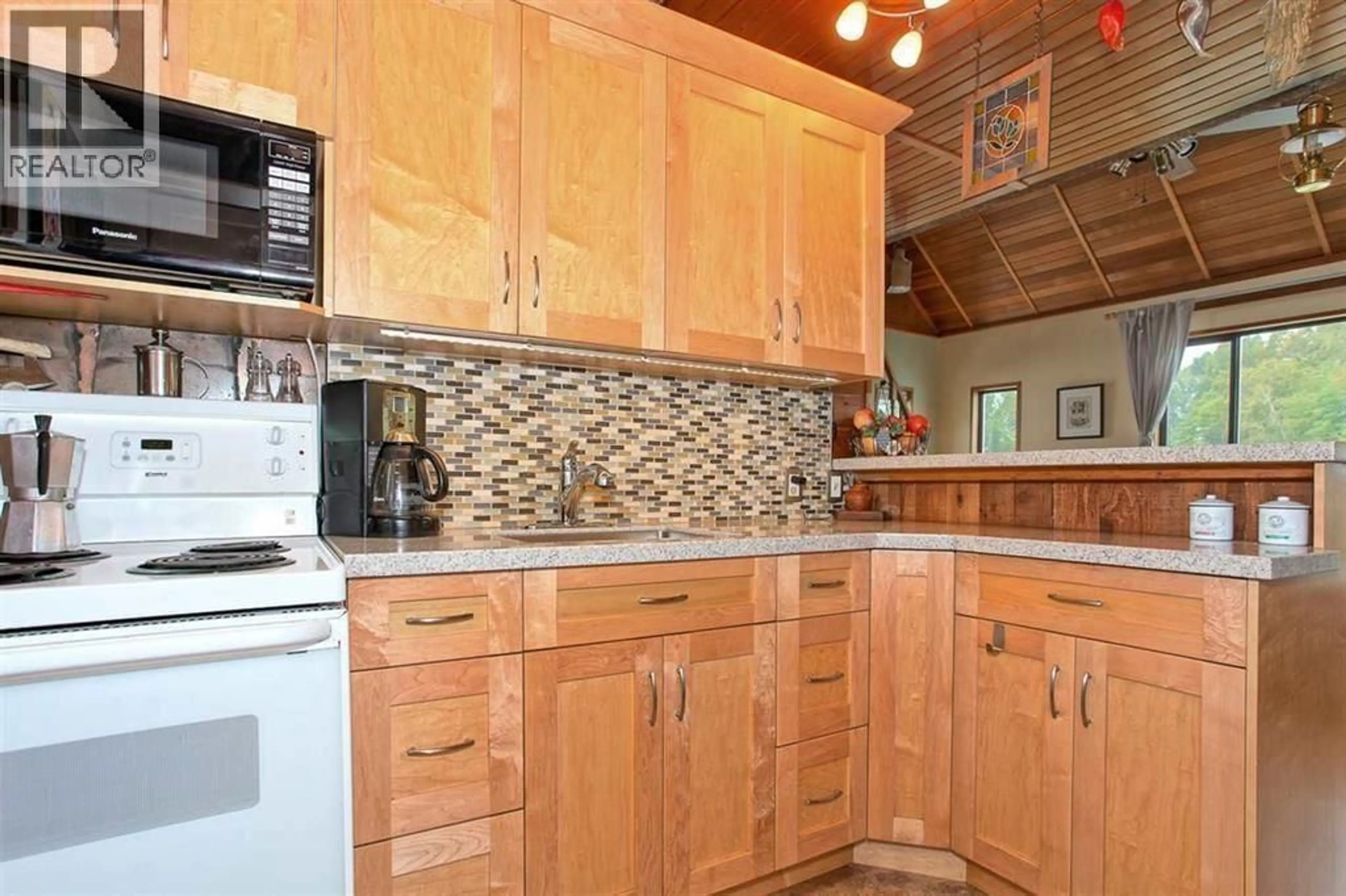 Standard kitchen, unknown for 1FH - 4515 RIVER ROAD, Delta British Columbia V4K1R9