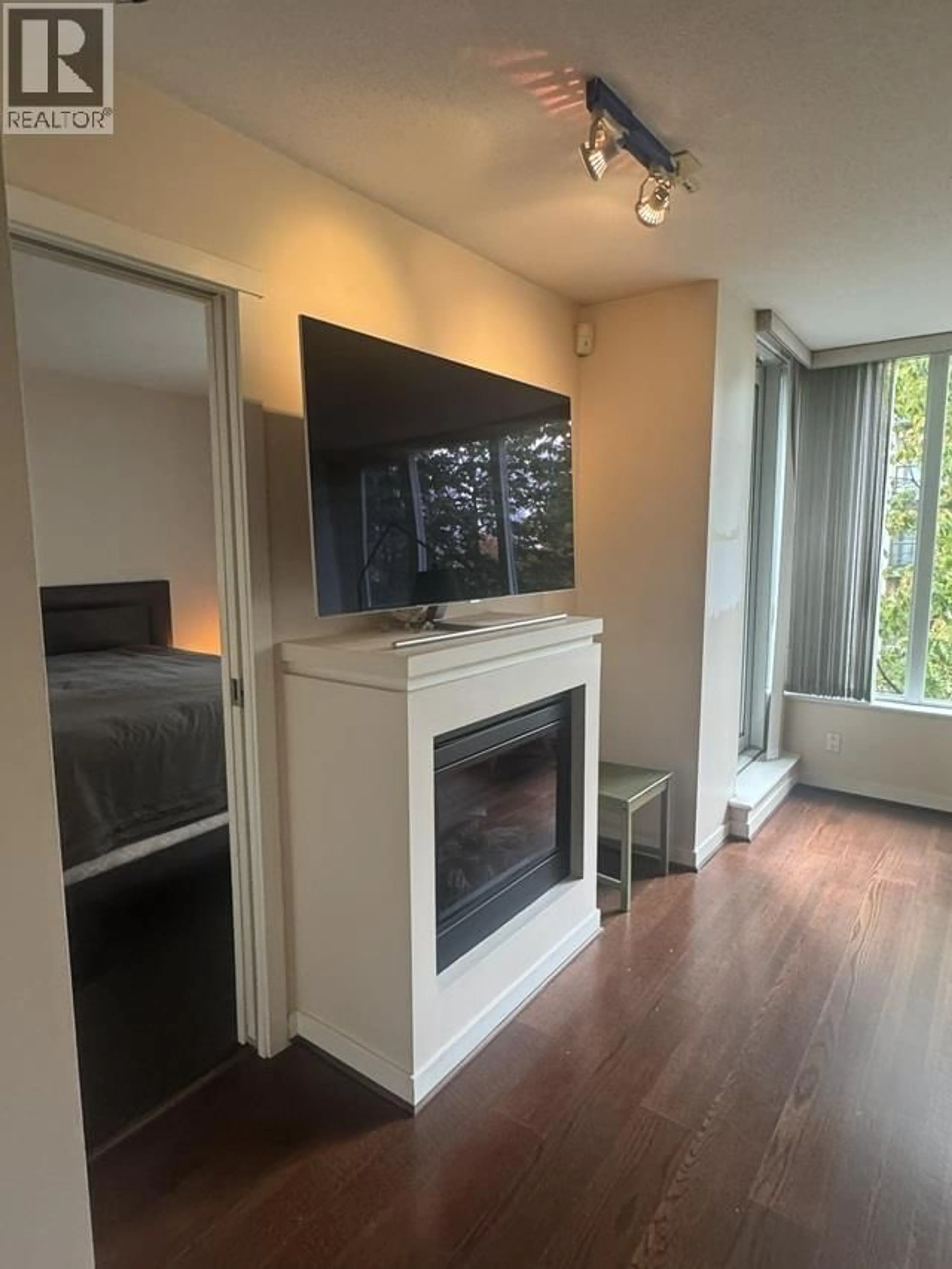 A pic of a room for 406 - 1010 RICHARDS STREET, Vancouver British Columbia V6B1G2