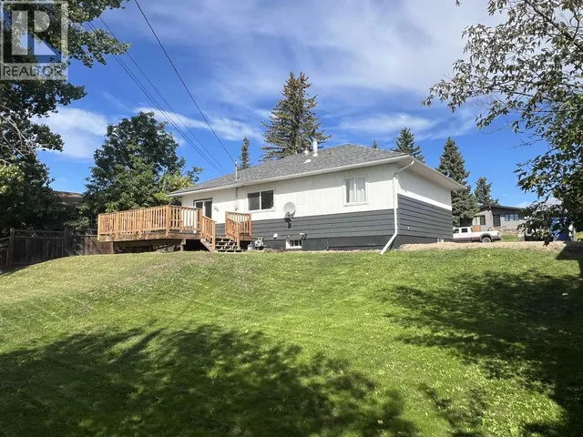 10515 104 AVENUE, Fort St. John 5