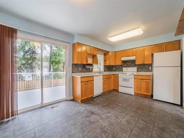 34649 MARSHALL ROAD, Abbotsford 3