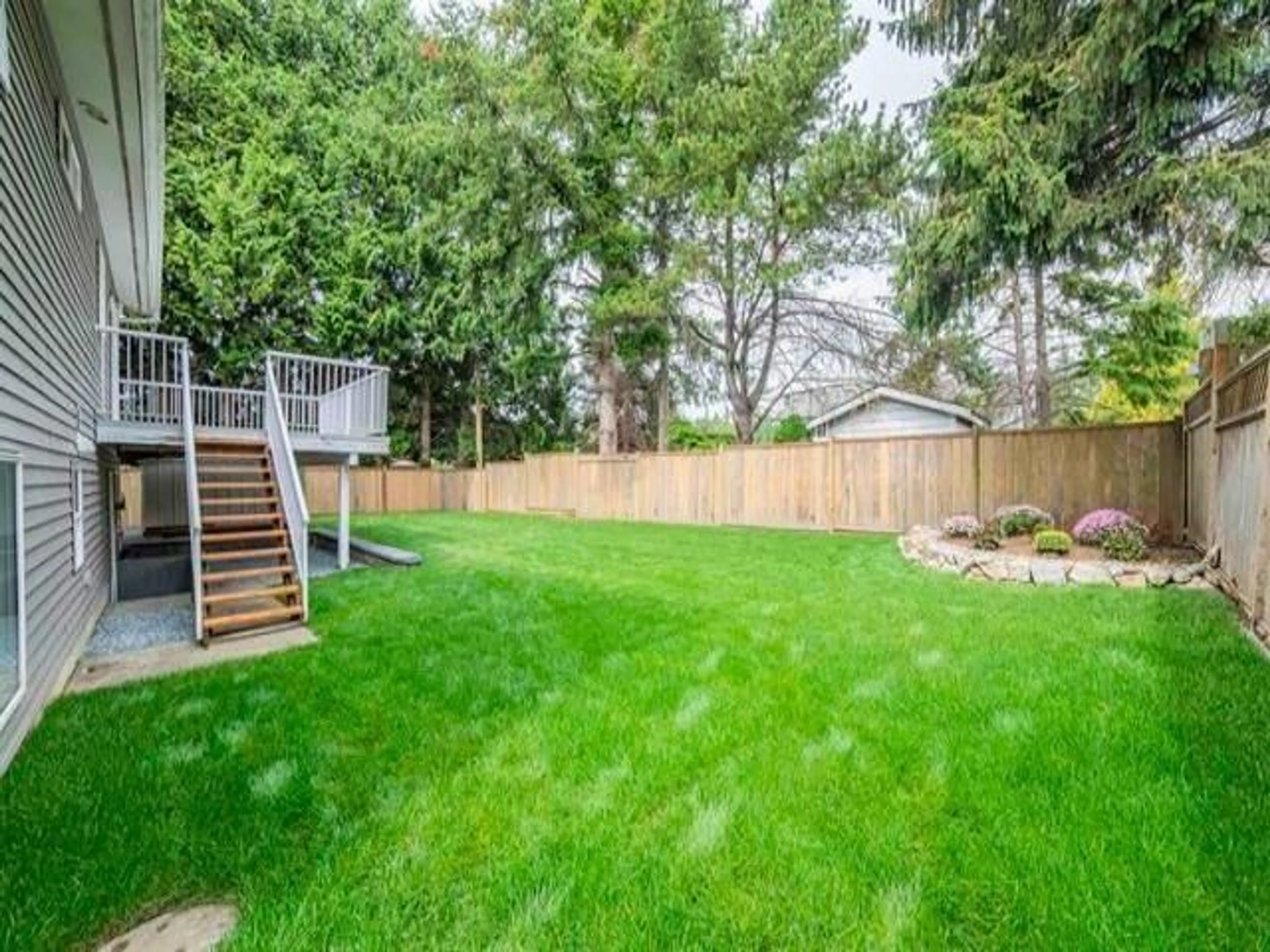 Patio, unknown for 34649 MARSHALL ROAD, Abbotsford British Columbia V2S1M4