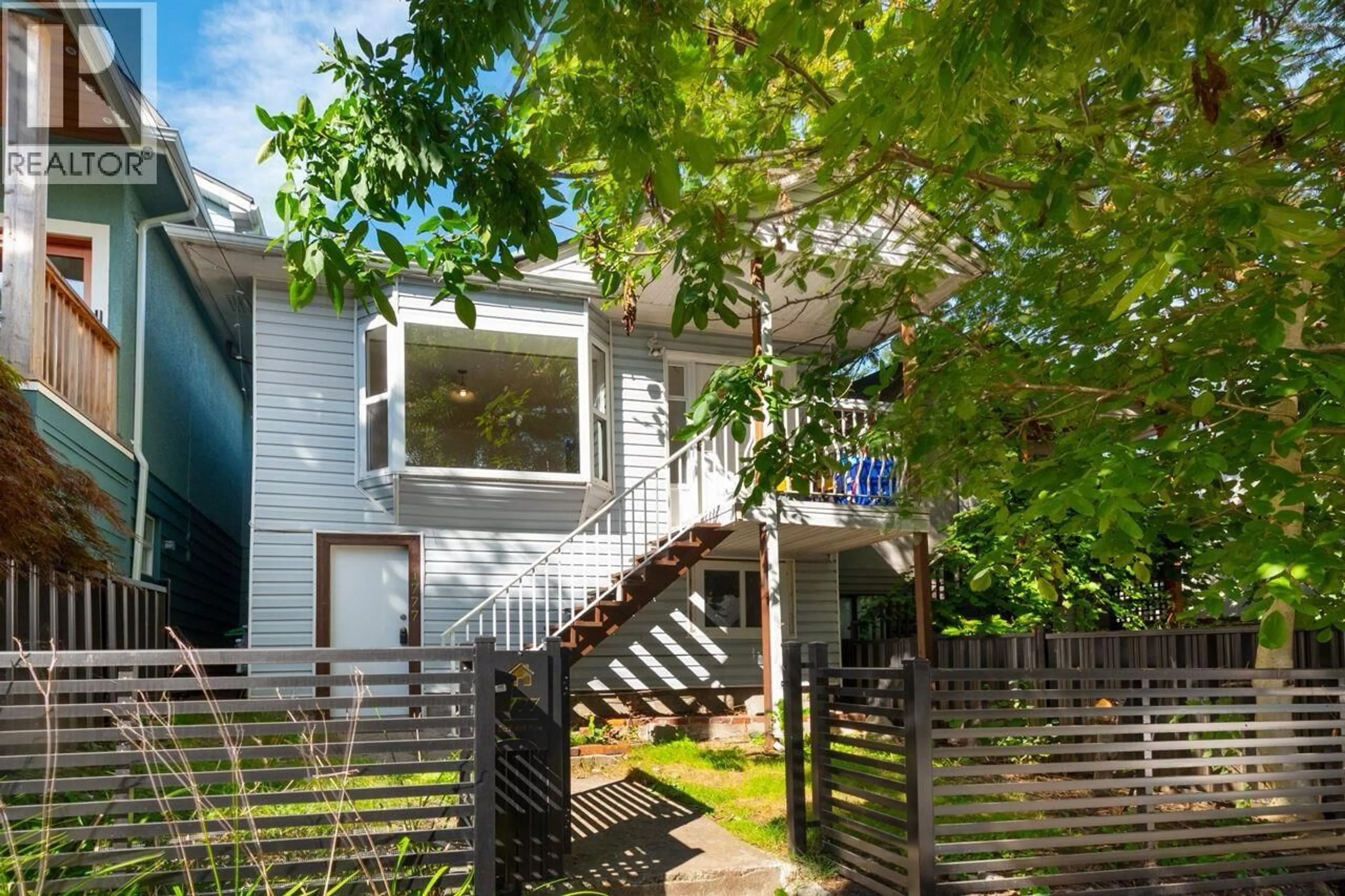 Unknown for 1777 4TH AVENUE, Vancouver British Columbia V5N1J9