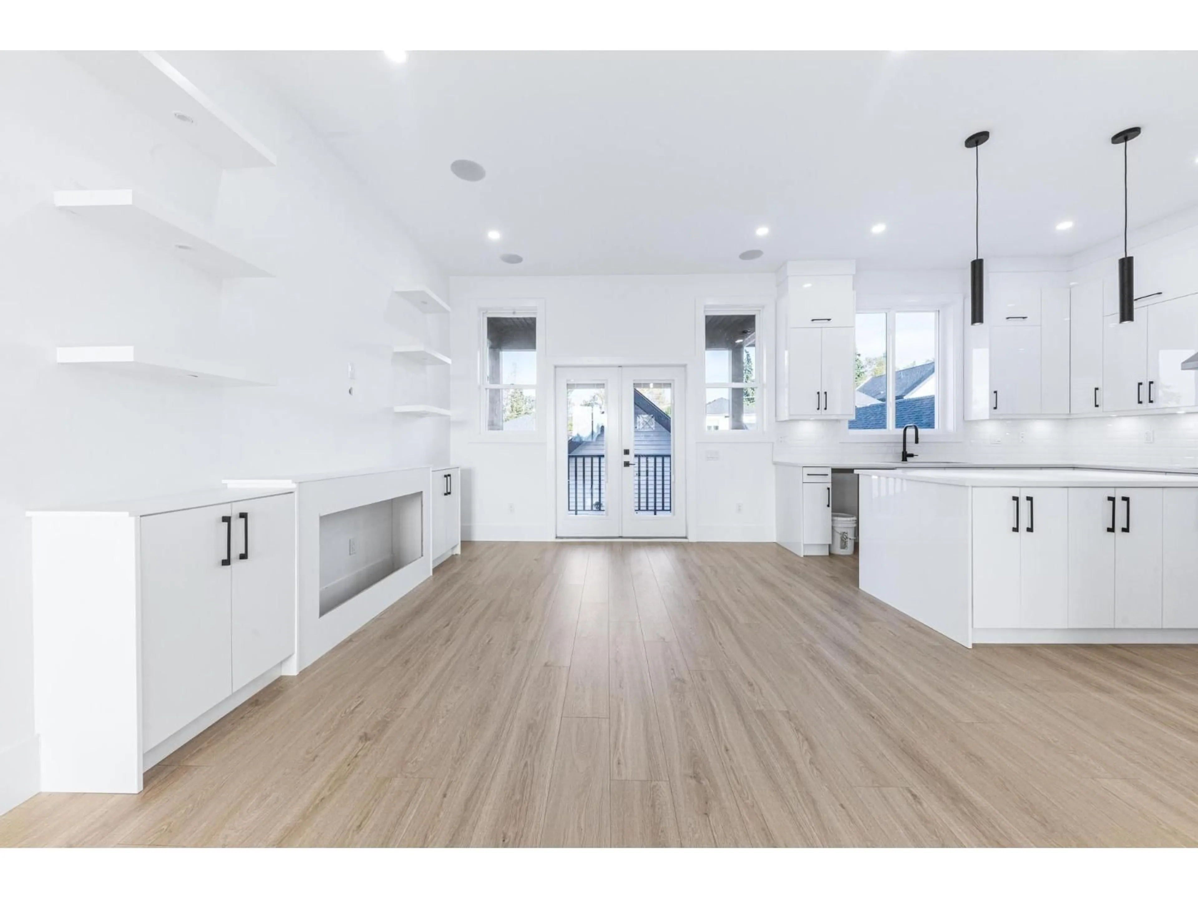 Open concept kitchen, wood/laminate floor for 6221 148 STREET, Surrey British Columbia V3S3T1