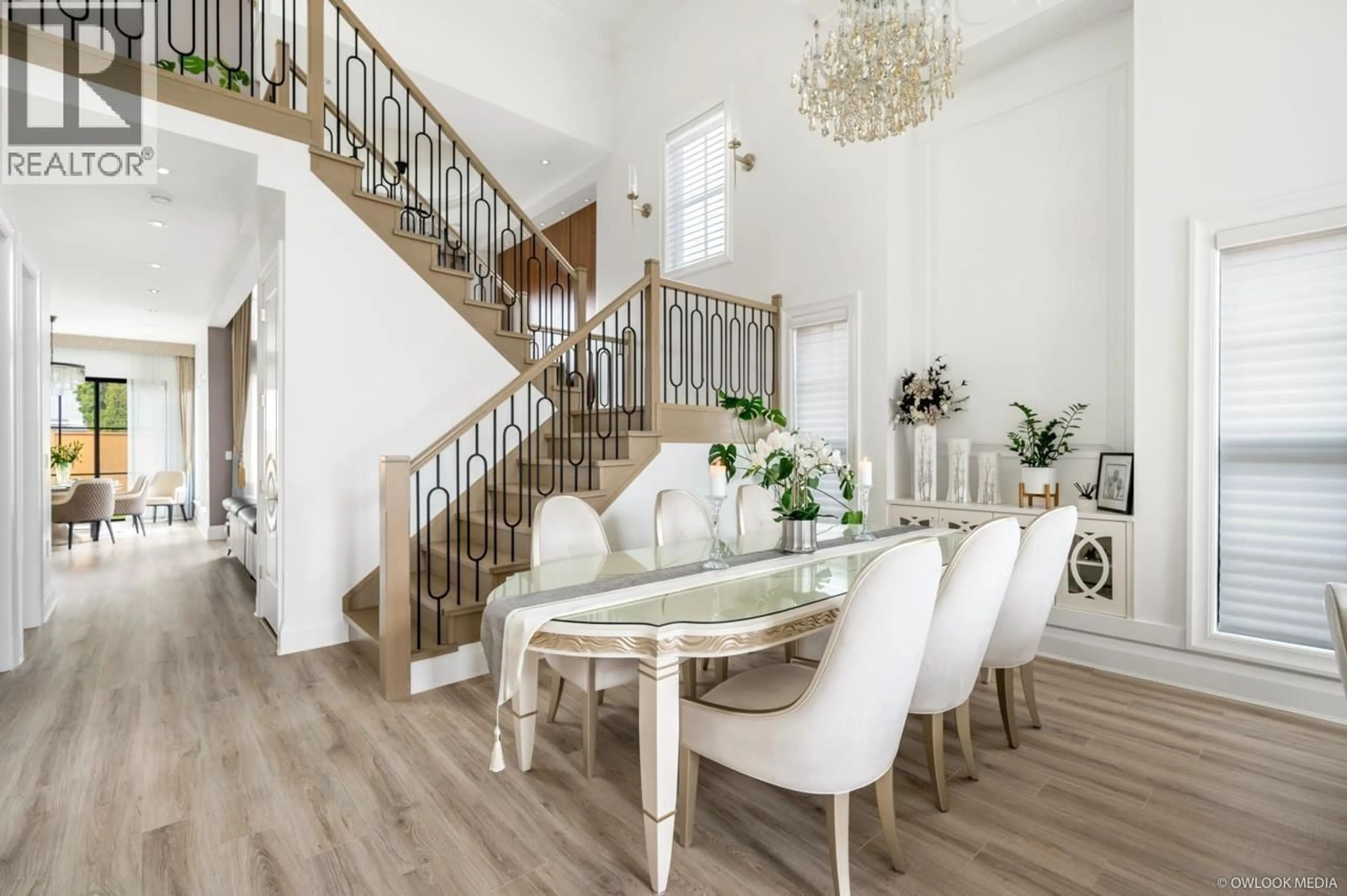 Dining room, wood/laminate floor for 4591 GARRY STREET, Richmond British Columbia V7E2T9