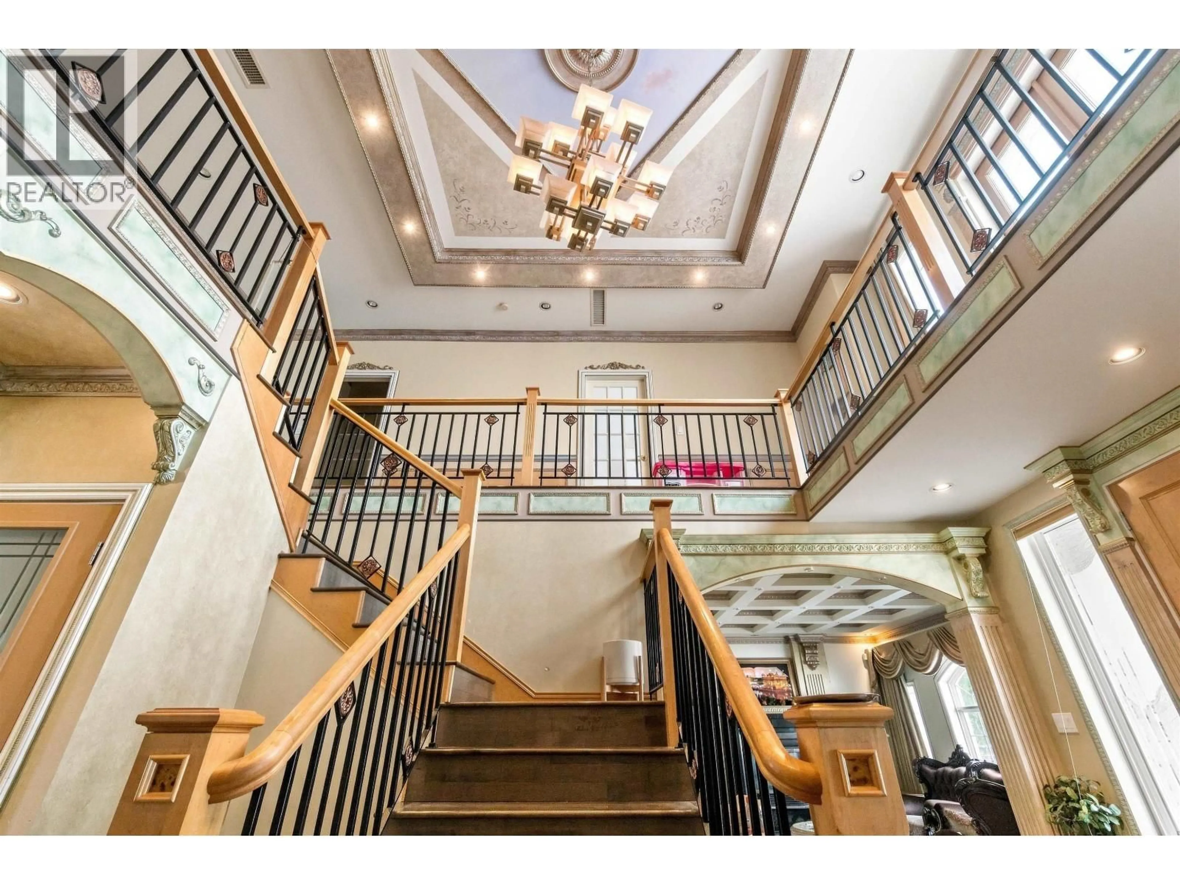 Indoor foyer for 11720 THORPE ROAD, Richmond British Columbia V6X1J6