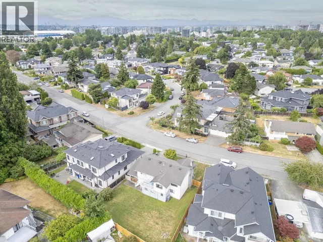 6439 AZURE ROAD, Richmond 2