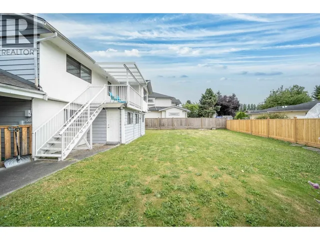 6439 AZURE ROAD, Richmond 5