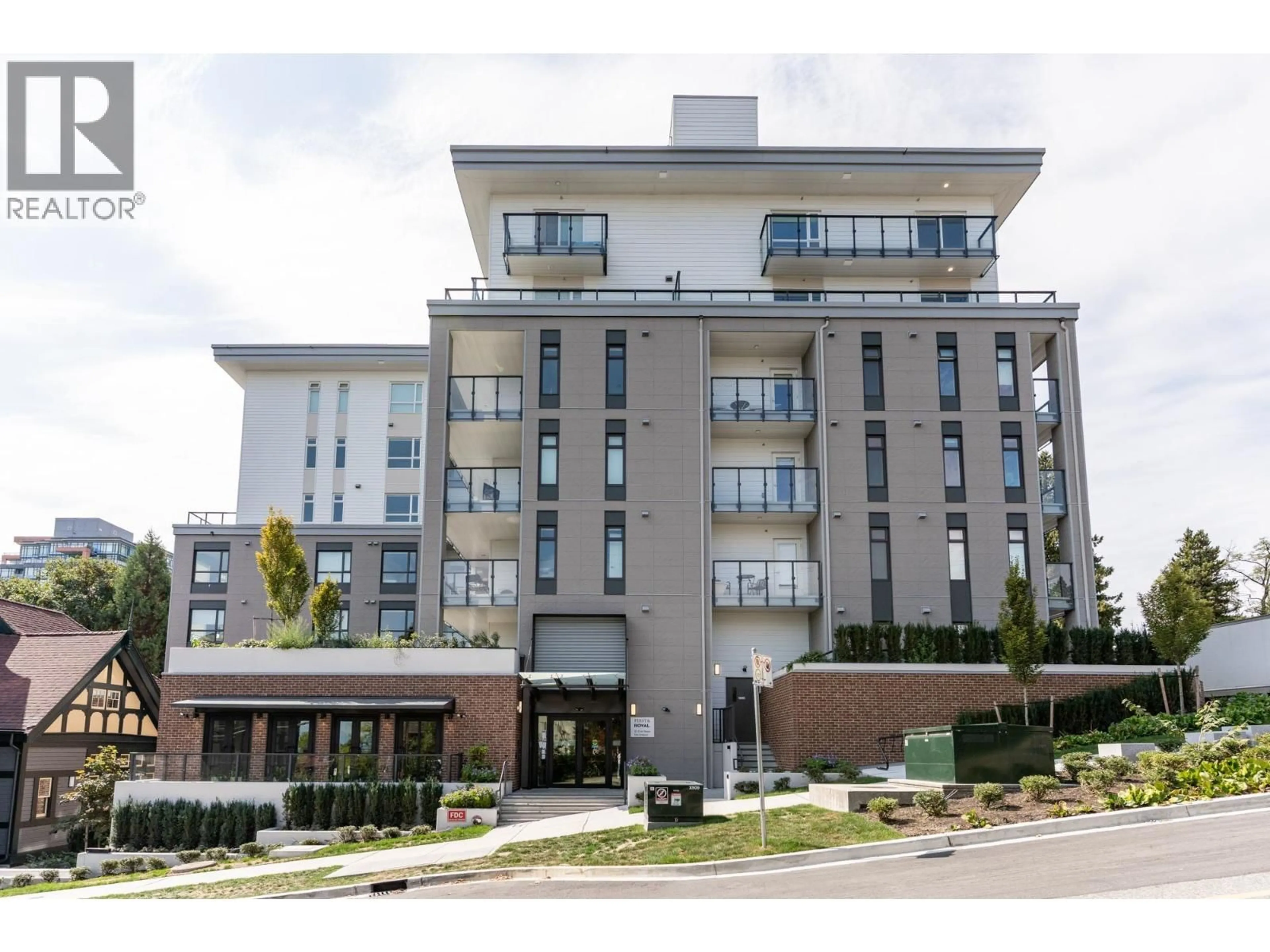 Unknown for 421 - 82 FIRST STREET, New Westminster British Columbia V3L0L8