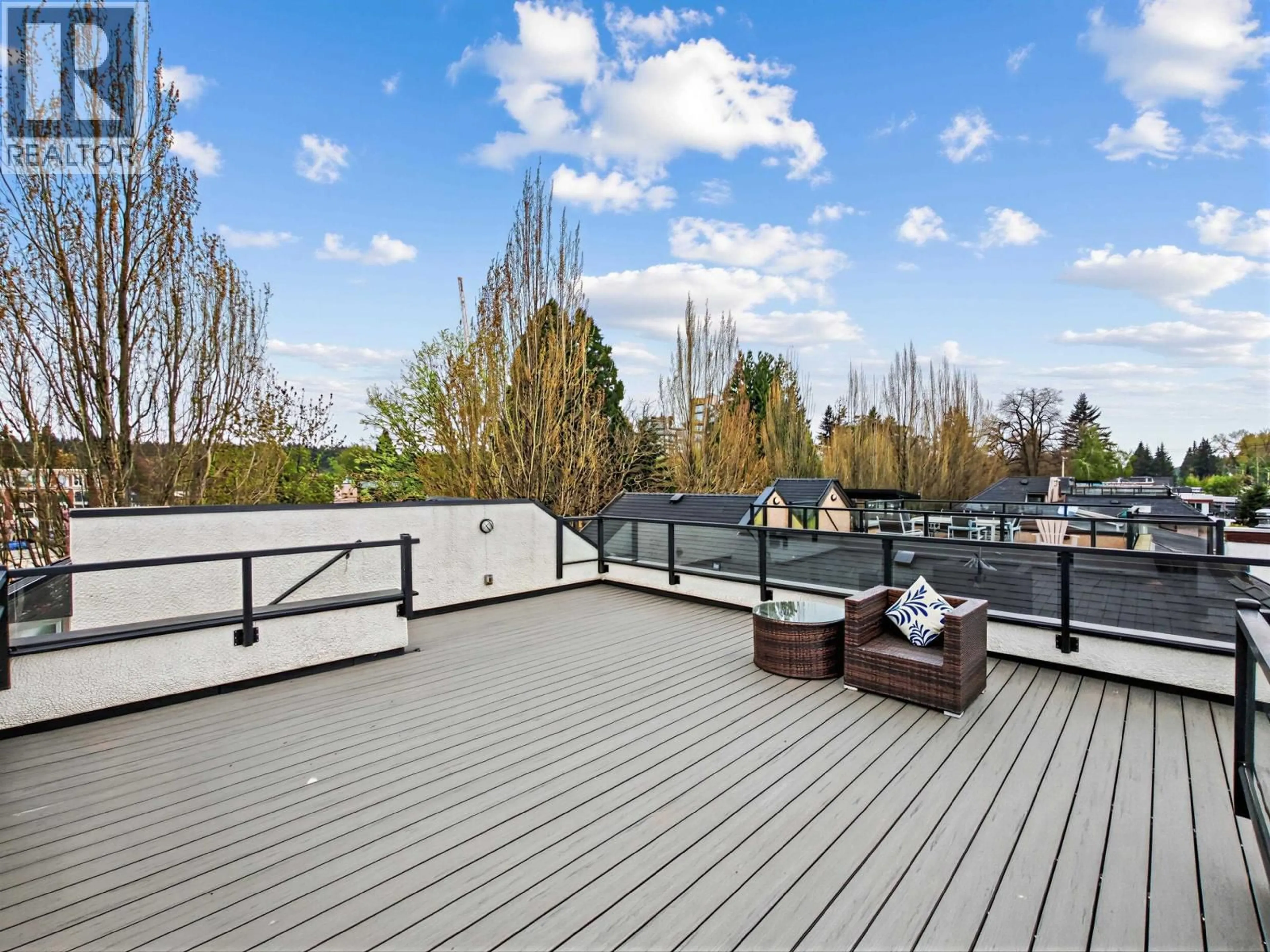 Patio, unknown for 4555 9TH AVENUE, Vancouver British Columbia V6R2E2