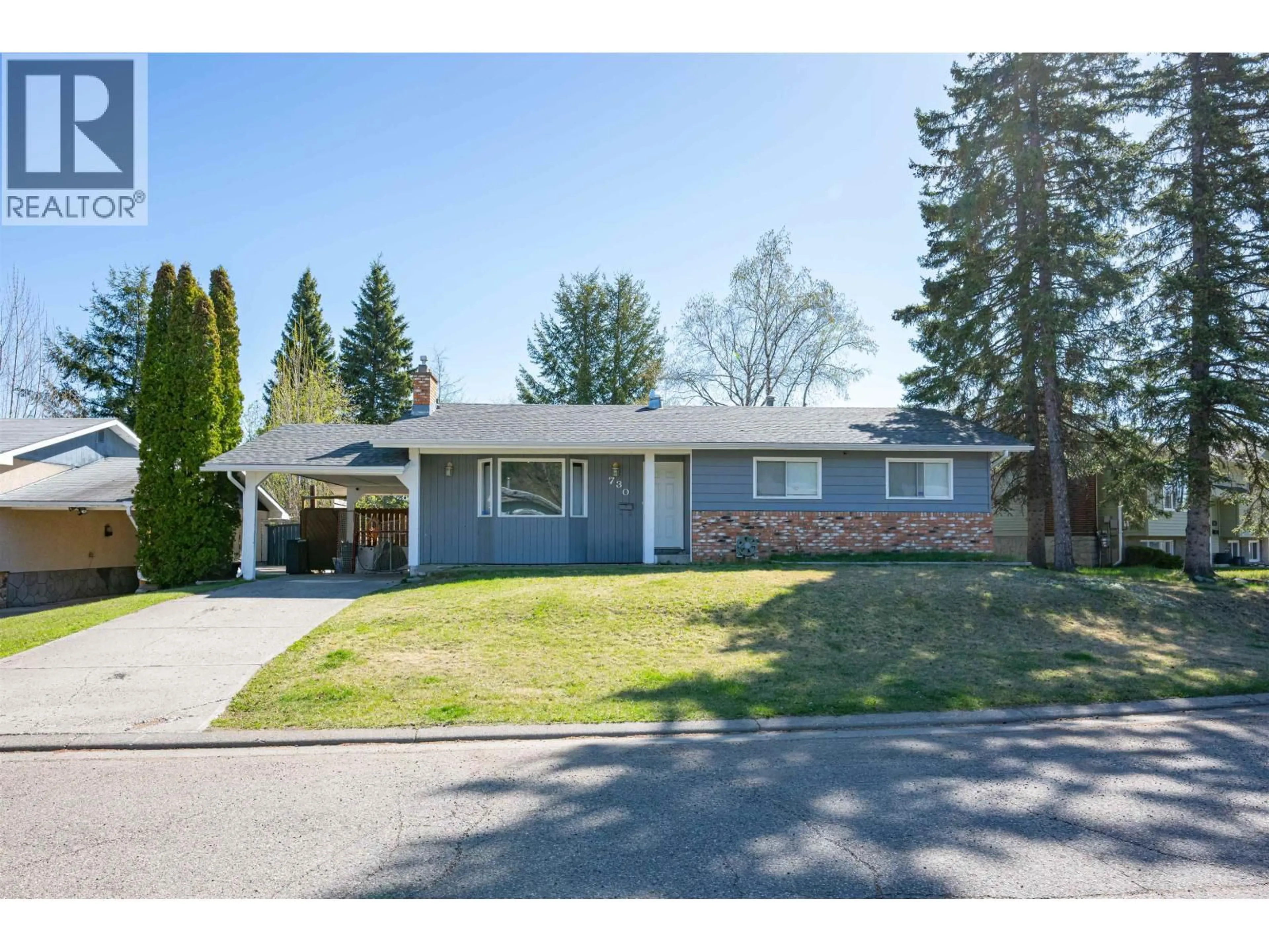 Home with vinyl exterior material, street for 730 FAULKNER CRESCENT, Prince George British Columbia V2M5C9