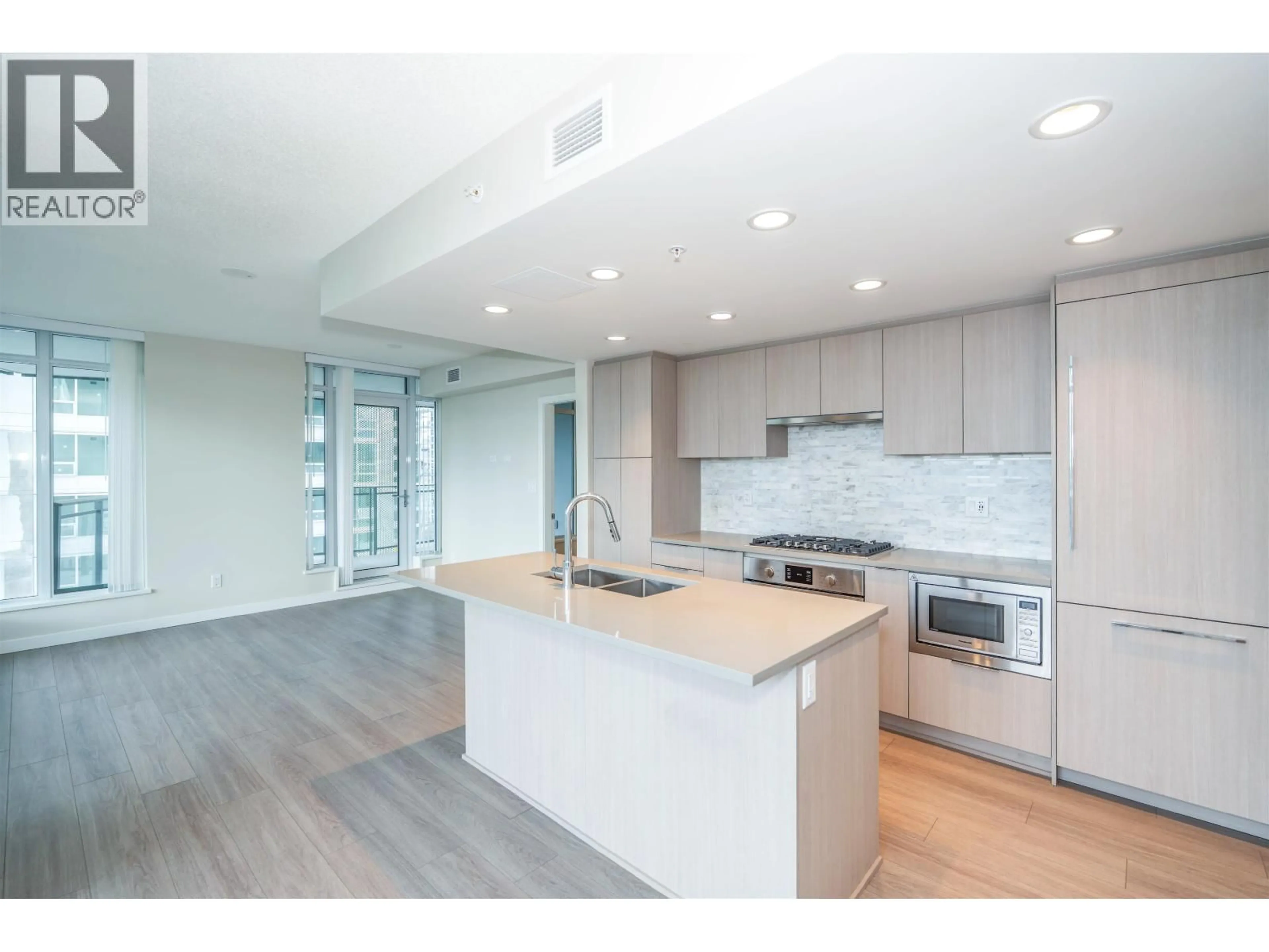 Open concept kitchen, unknown for 1406 - 1182 WESTWOOD STREET, Coquitlam British Columbia V3B0T9