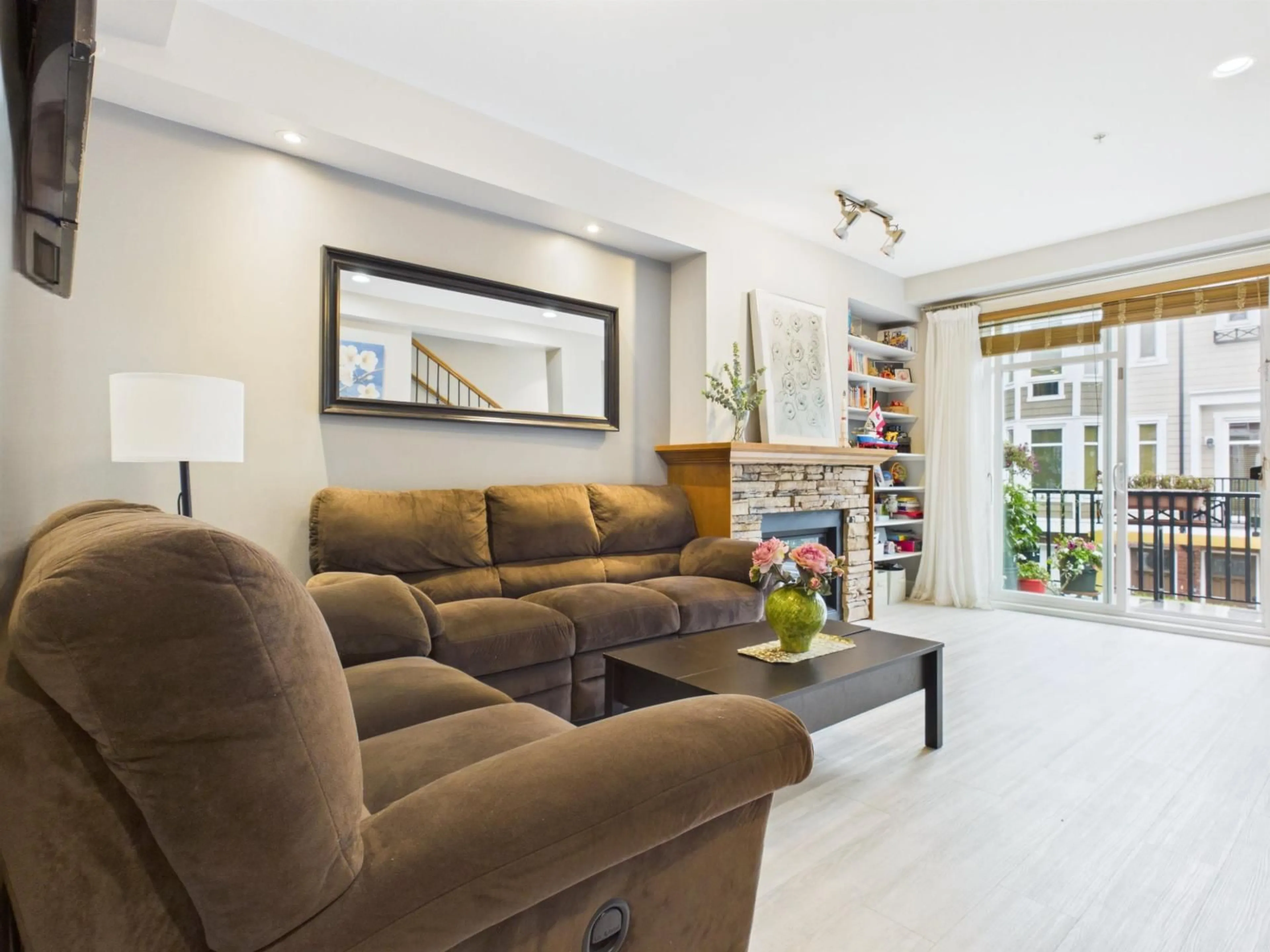 Living room with furniture, ceramic/tile floor for 21 - 20738 84 AVENUE, Langley British Columbia V2Y0J6