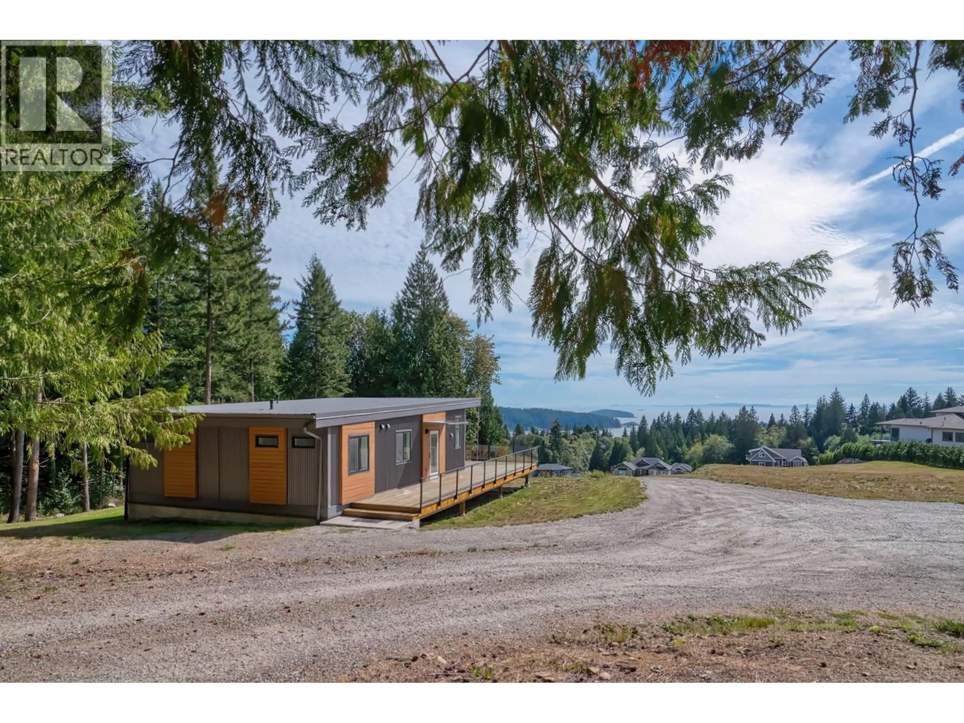 A pic from outside/outdoor area/front of a property/back of a property/a pic from drone, mountain view for 604 WOODLAND AVENUE, Gibsons British Columbia V0N1V1