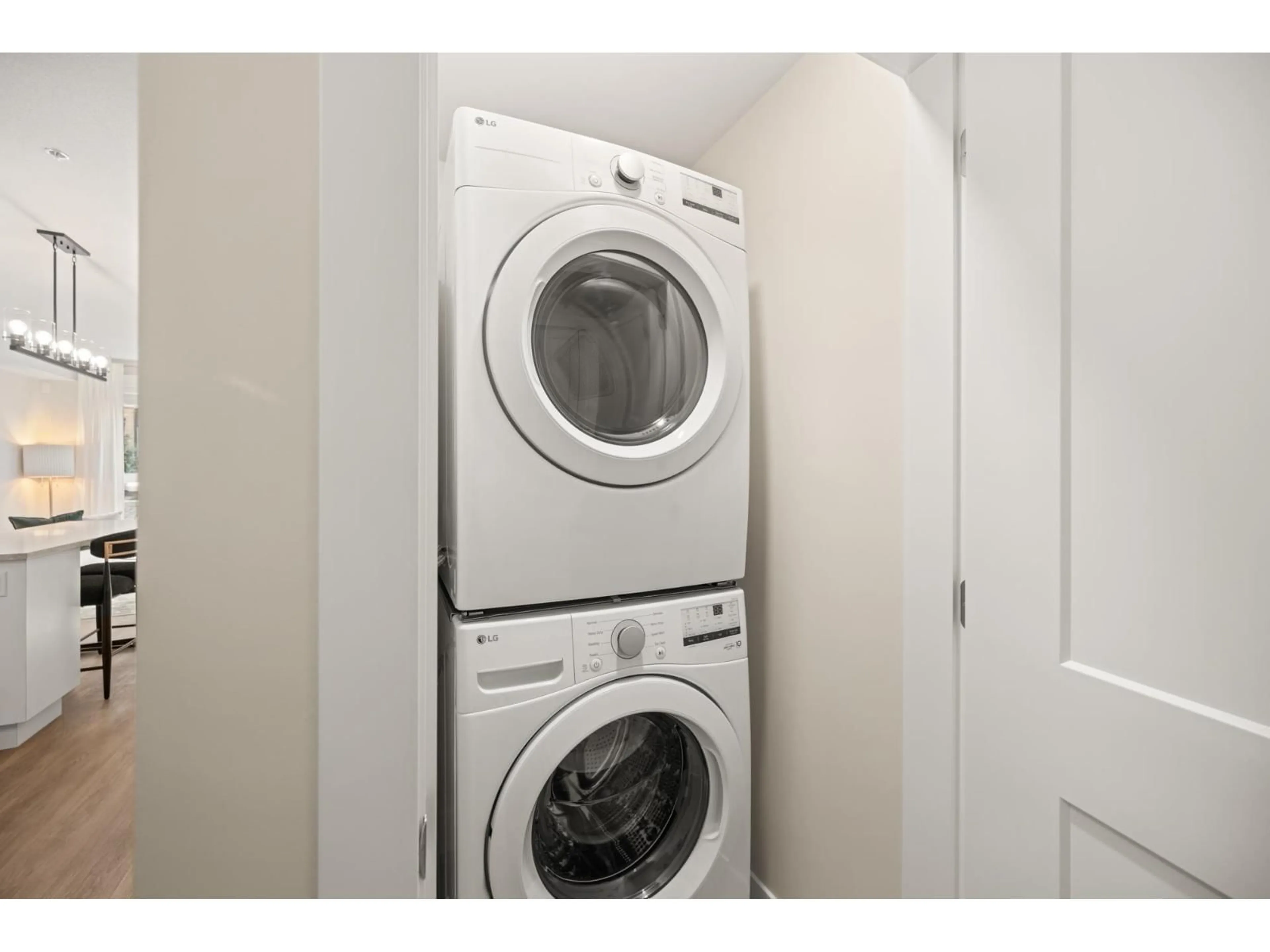 Laundry room for 318 - 11063 RAVINE ROAD, Surrey British Columbia V3T3X5