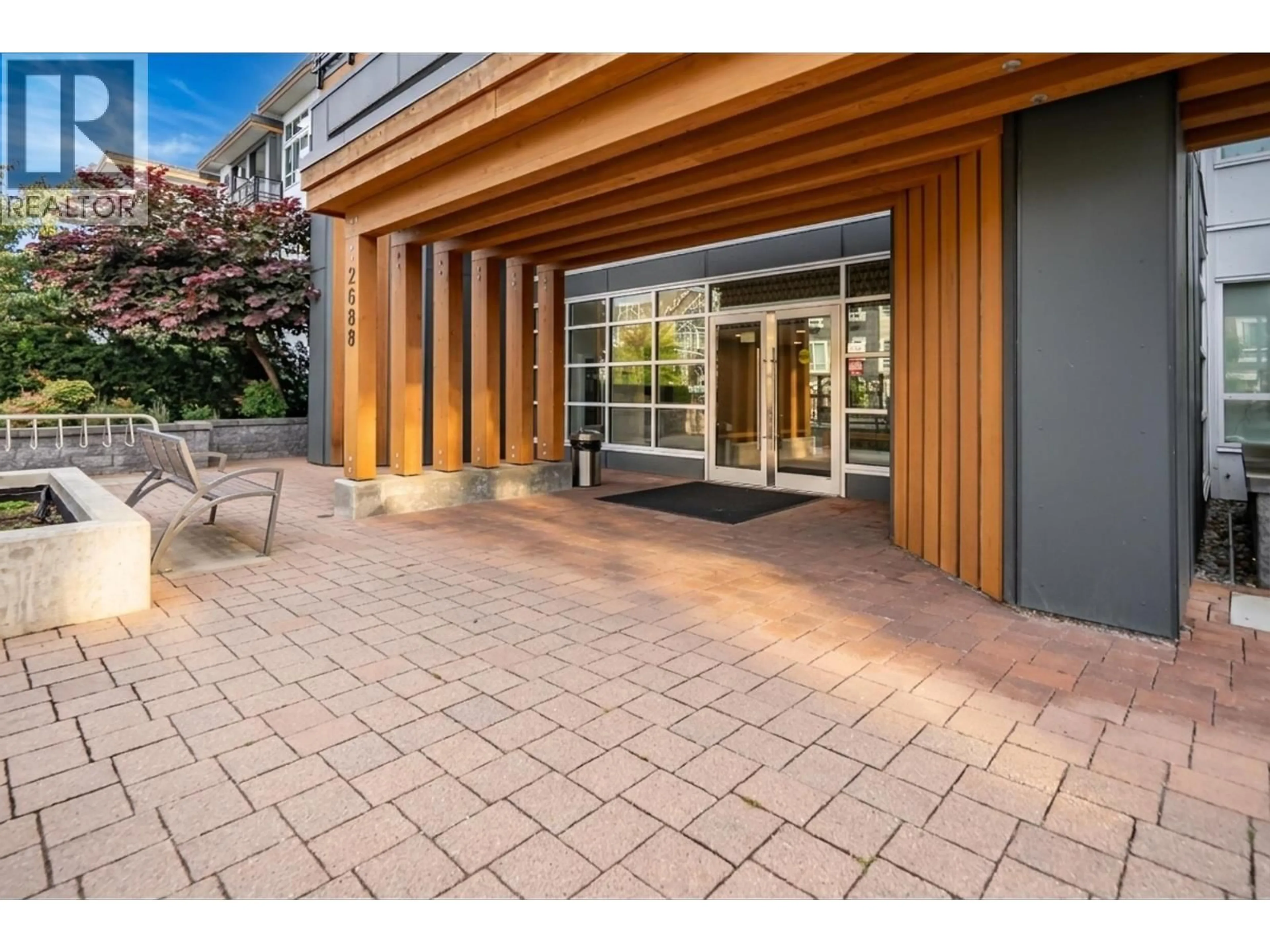 Indoor foyer for 109 - 1892 STARLING DRIVE, Tsawwassen British Columbia V4M0C7