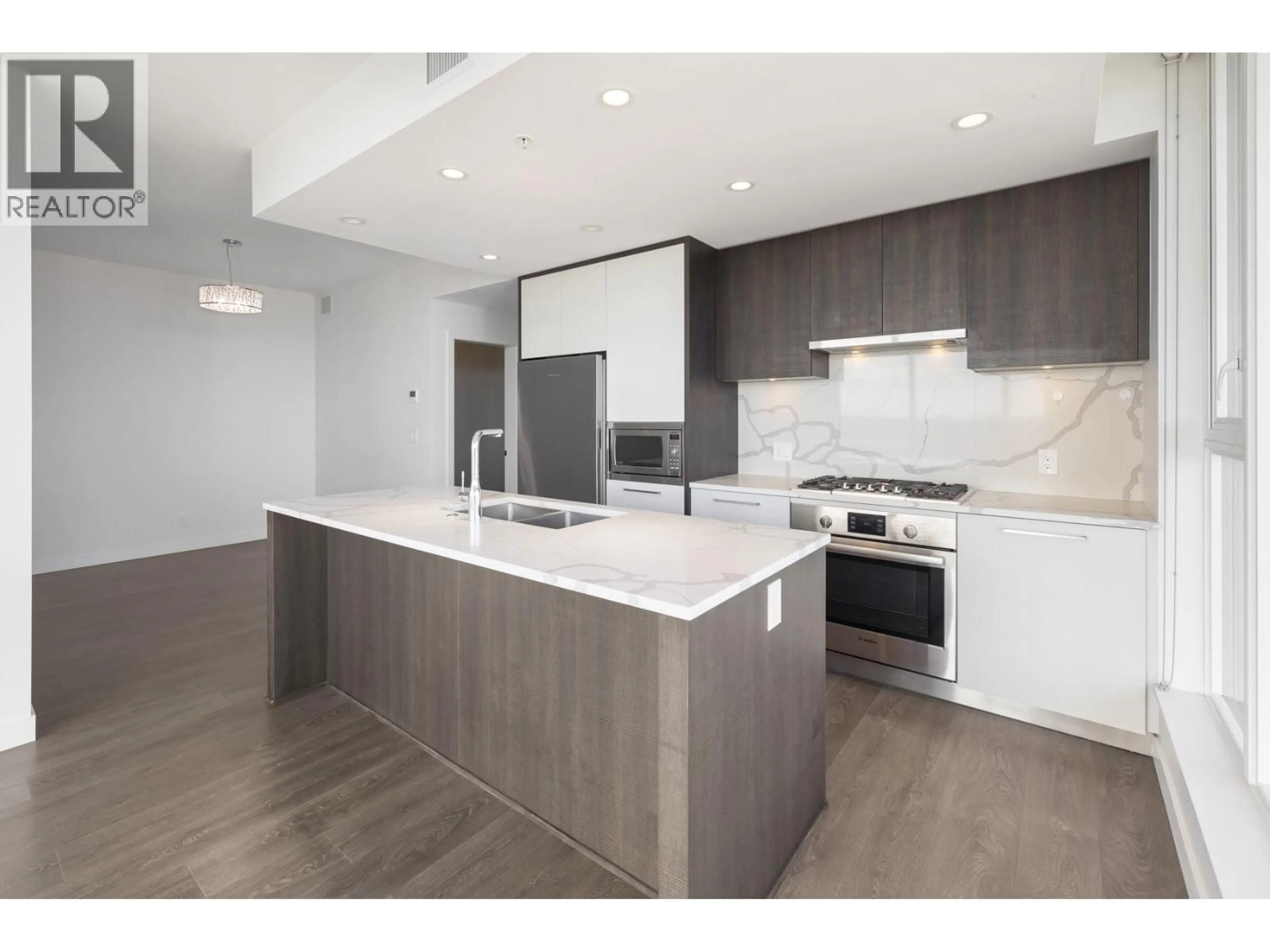 Open concept kitchen, unknown for 3006 - 567 CLARKE ROAD, Coquitlam British Columbia V3J0K7