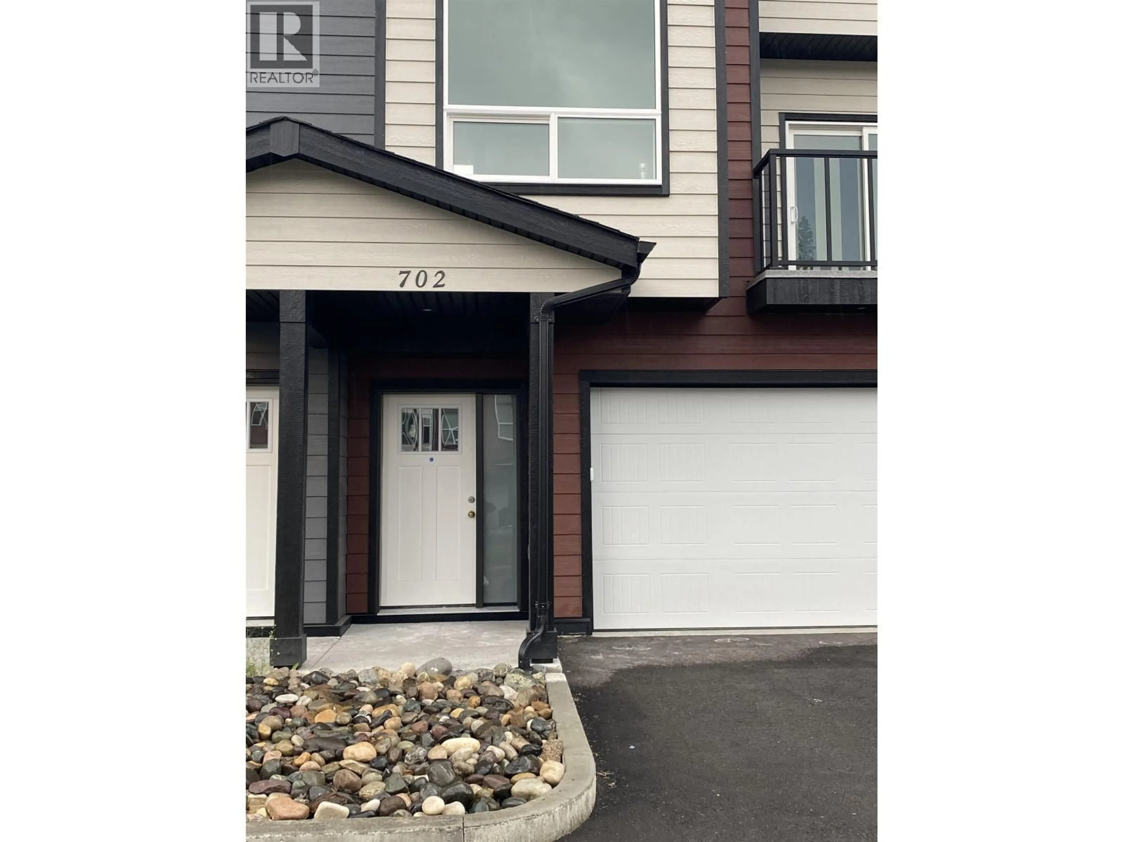 Home with vinyl exterior material, street for 702 - 7000 HUSBAND DRIVE, Prince George British Columbia V2N2X4