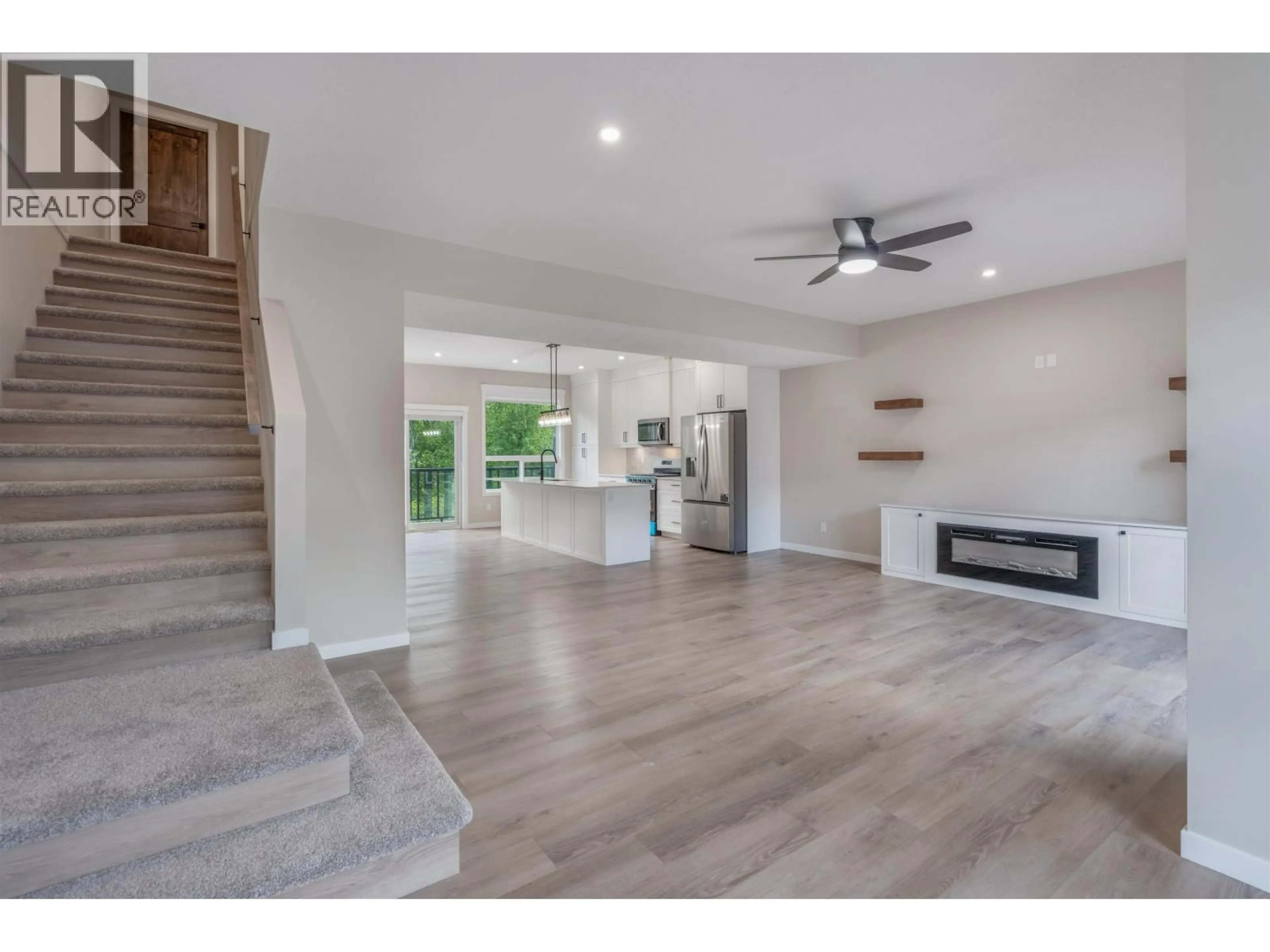 Open concept kitchen, unknown for 702 - 7000 HUSBAND DRIVE, Prince George British Columbia V2N2X4